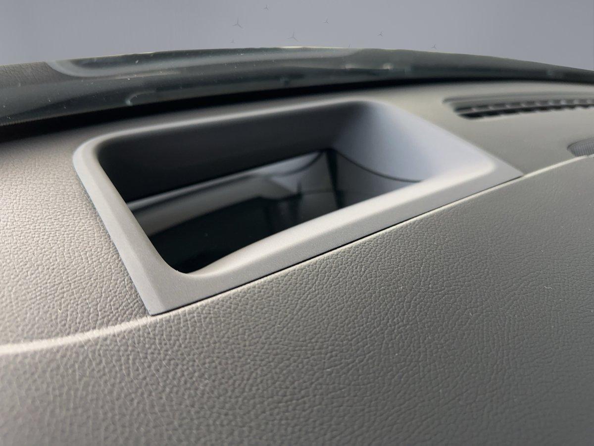 MERCEDES-BENZ A 35 AMG 4matic Limousine-image-9