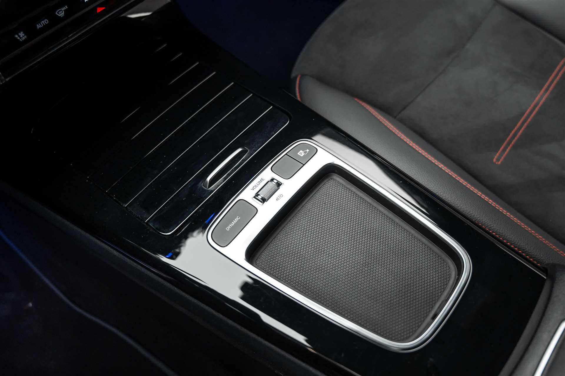 MERCEDES-BENZ A AMG 35 4Matic+ 8G-DCT *Facelift*Limousine*-image-25