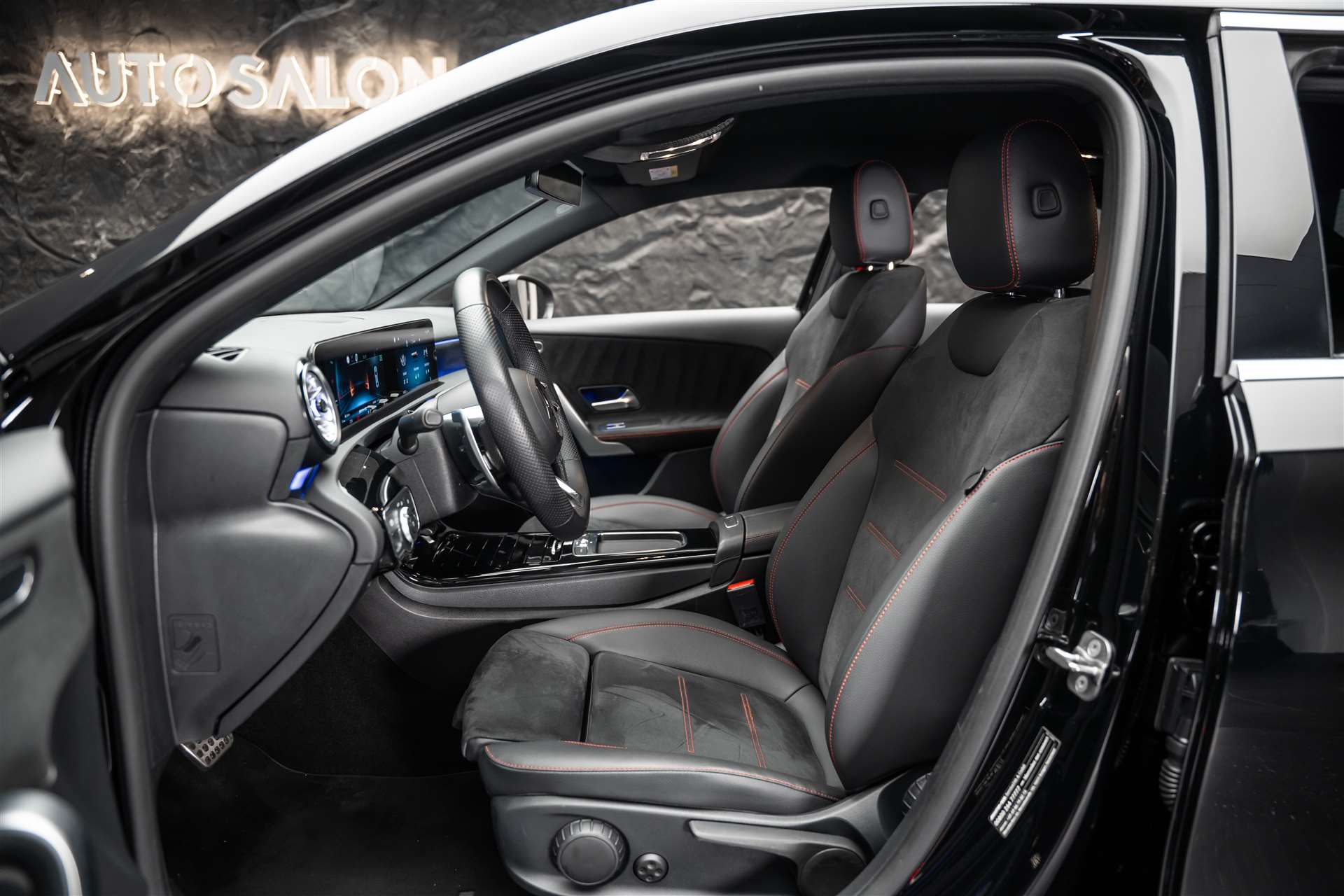 MERCEDES-BENZ A AMG 35 4Matic+ 8G-DCT *Facelift*Limousine*-image-8