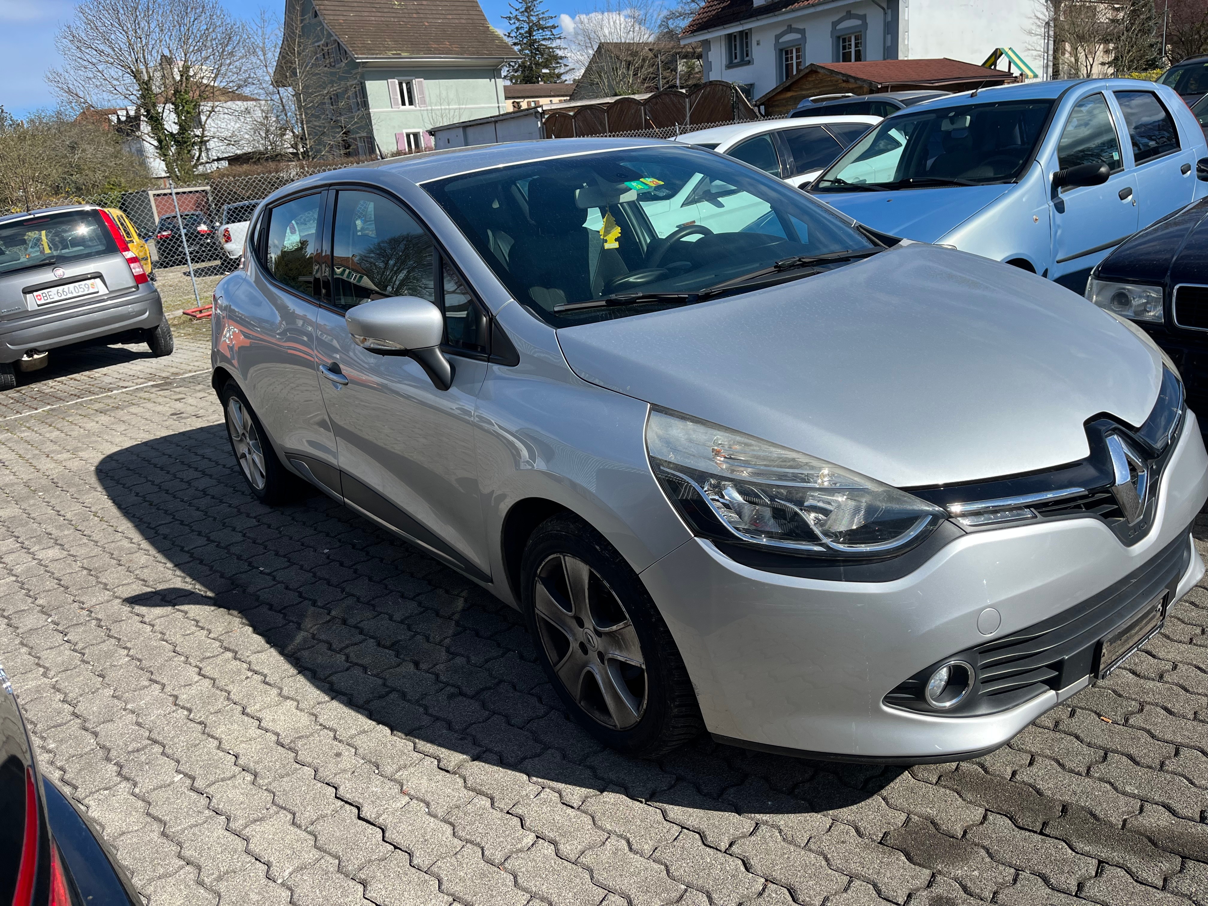 RENAULT Clio 0.9 (Kleinwagen)