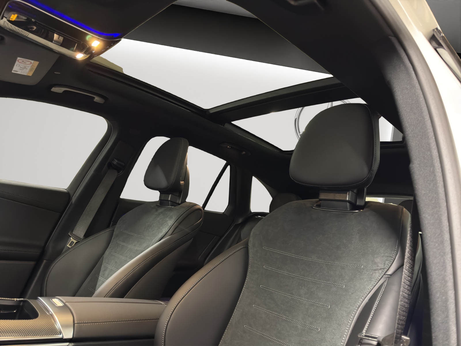 Image MERCEDES-BENZ GLC-300 GLC 300 e 4Matic EQ Star 9G-Tronic