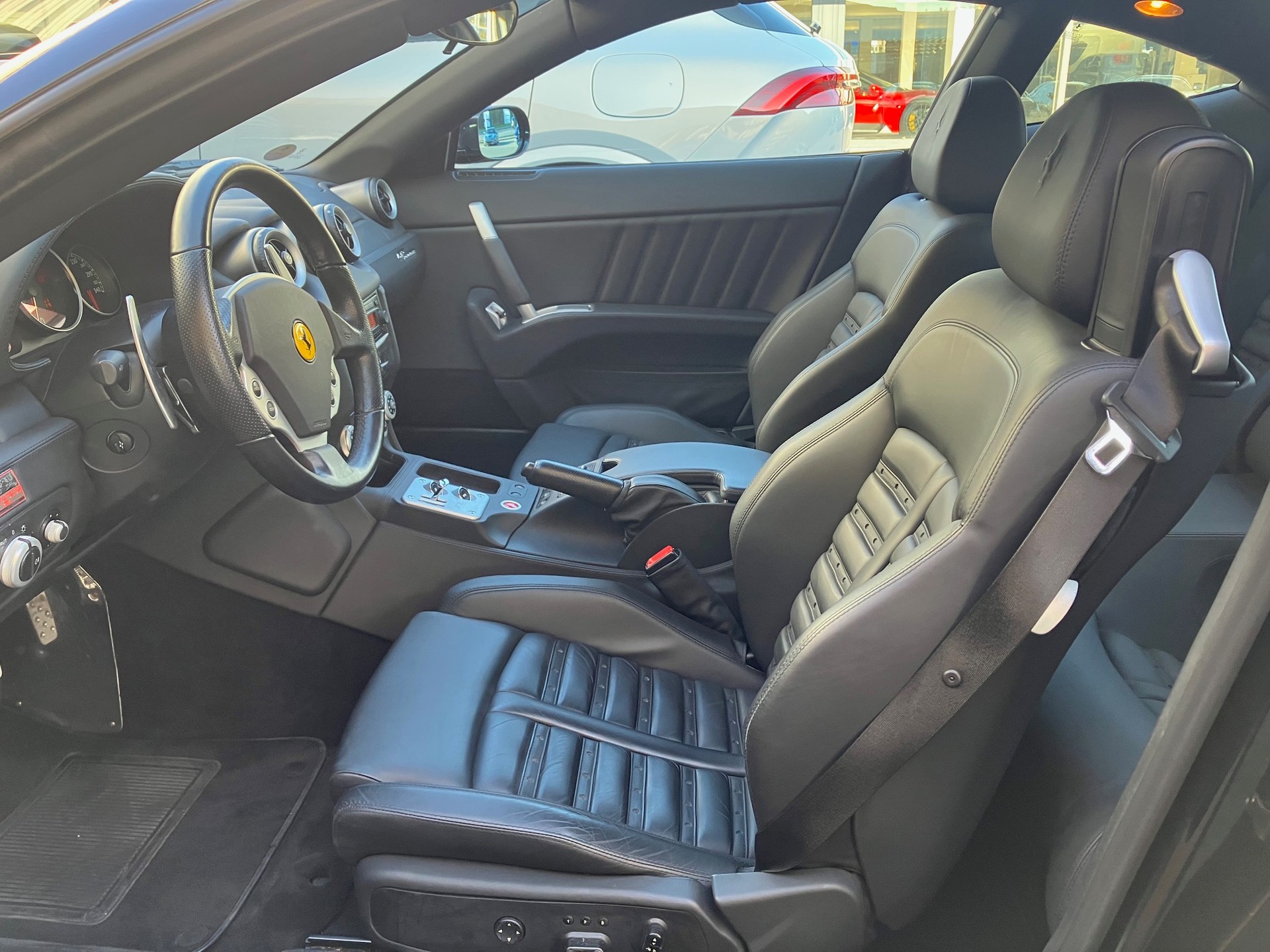 FERRARI 612-image-4