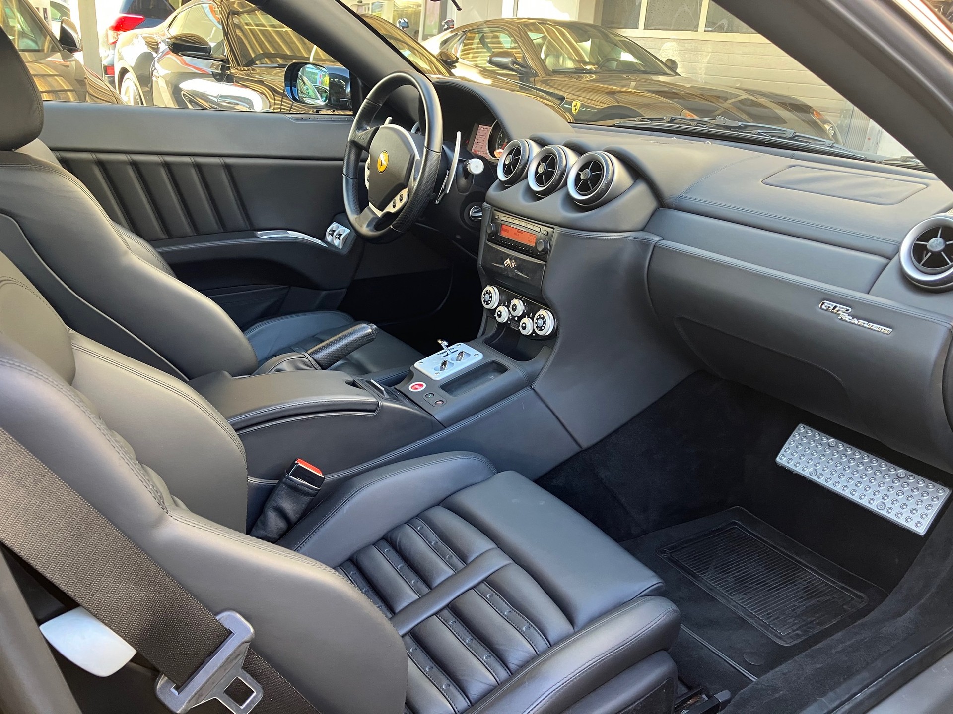 FERRARI 612-image-8