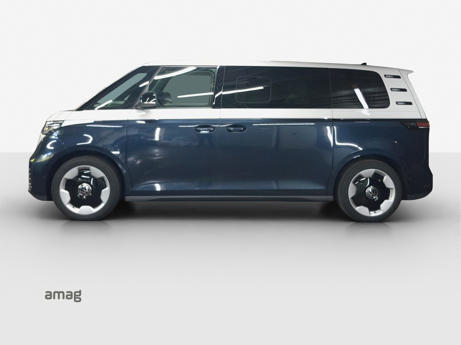 VW ID.Buzz LWB Pro-showroom-element-1