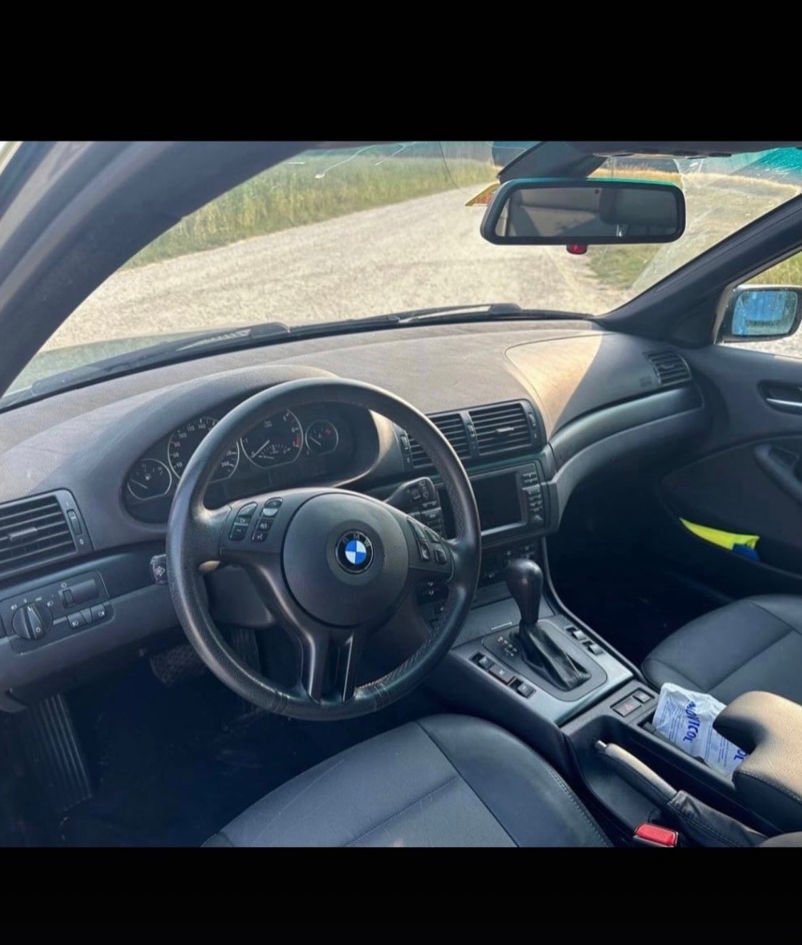 BMW 330i