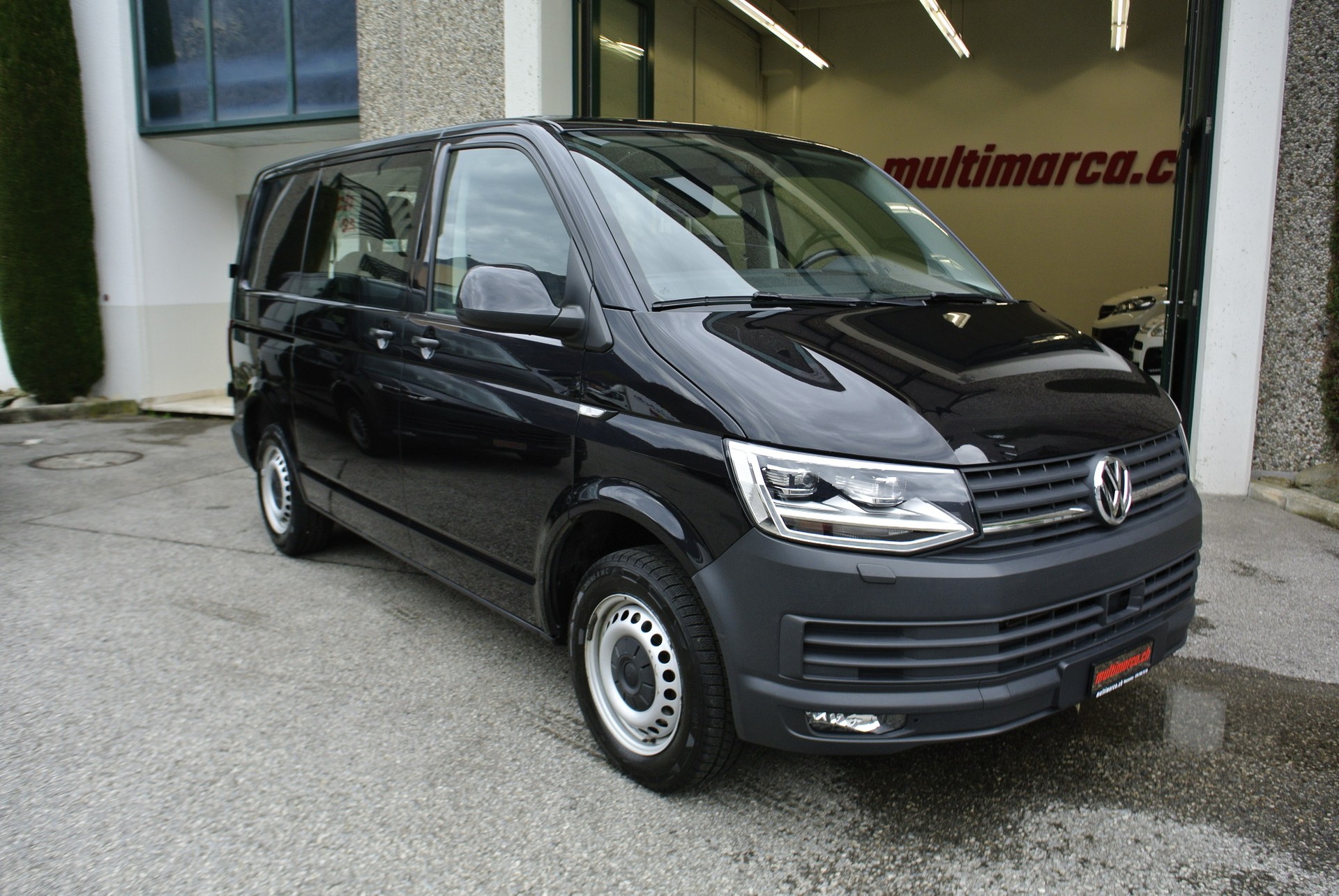 VW T6 2.0 TDI DSG-showroom-element-1