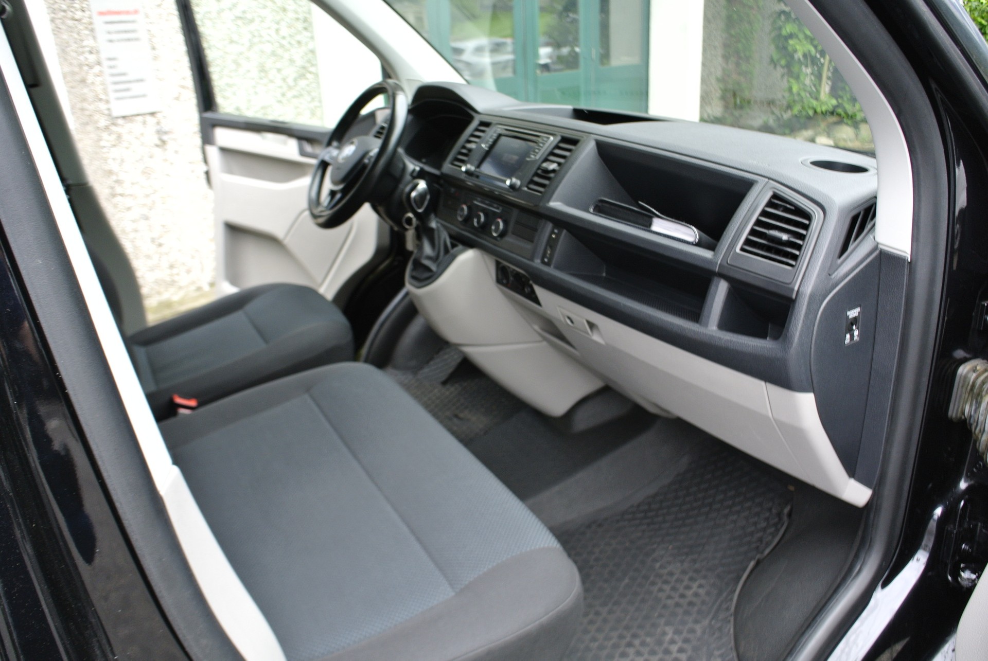 VW T6 2.0 TDI DSG-image-14