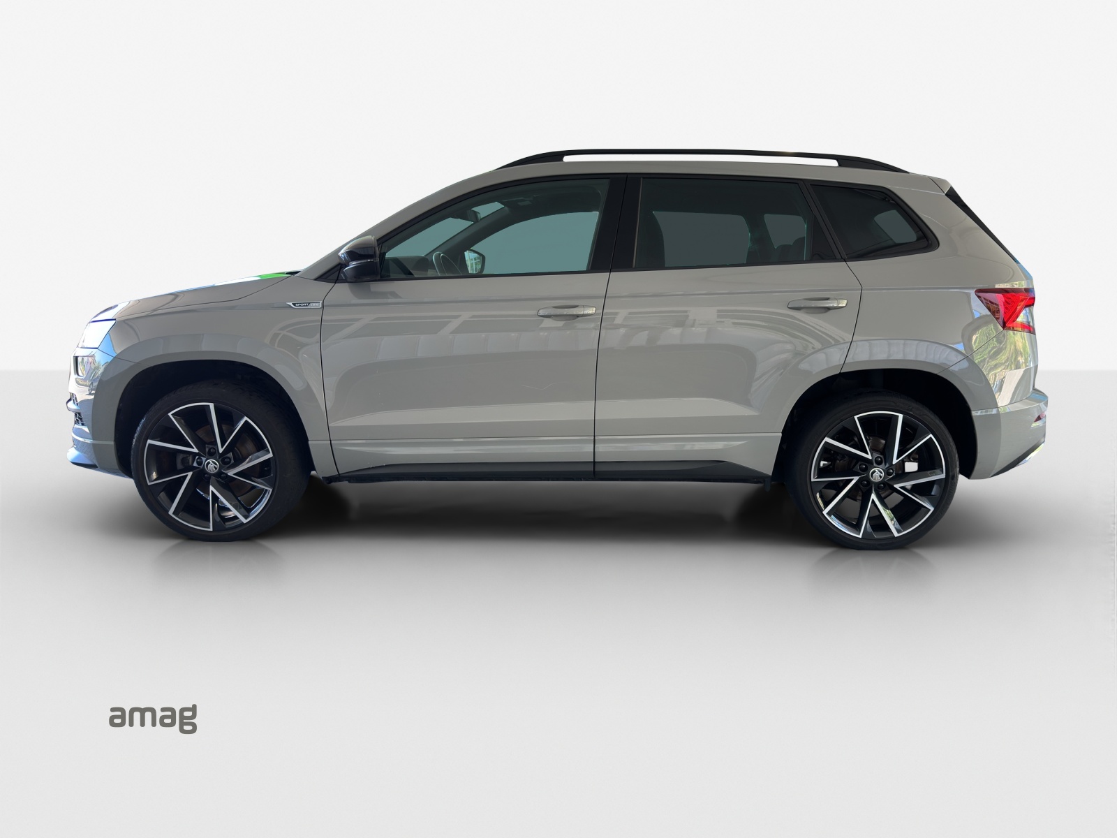SKODA Karoq 1.5 TSI SportLine DSG-showroom-element-1