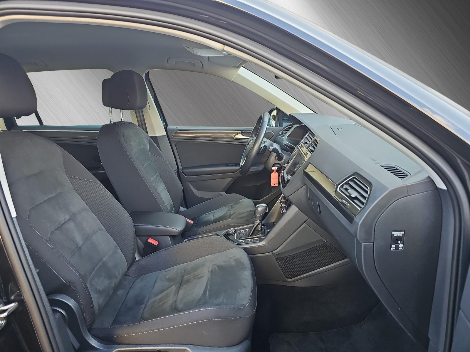 VW Tiguan 2.0 TDI SCR Highline DSG 4Motion-image-14