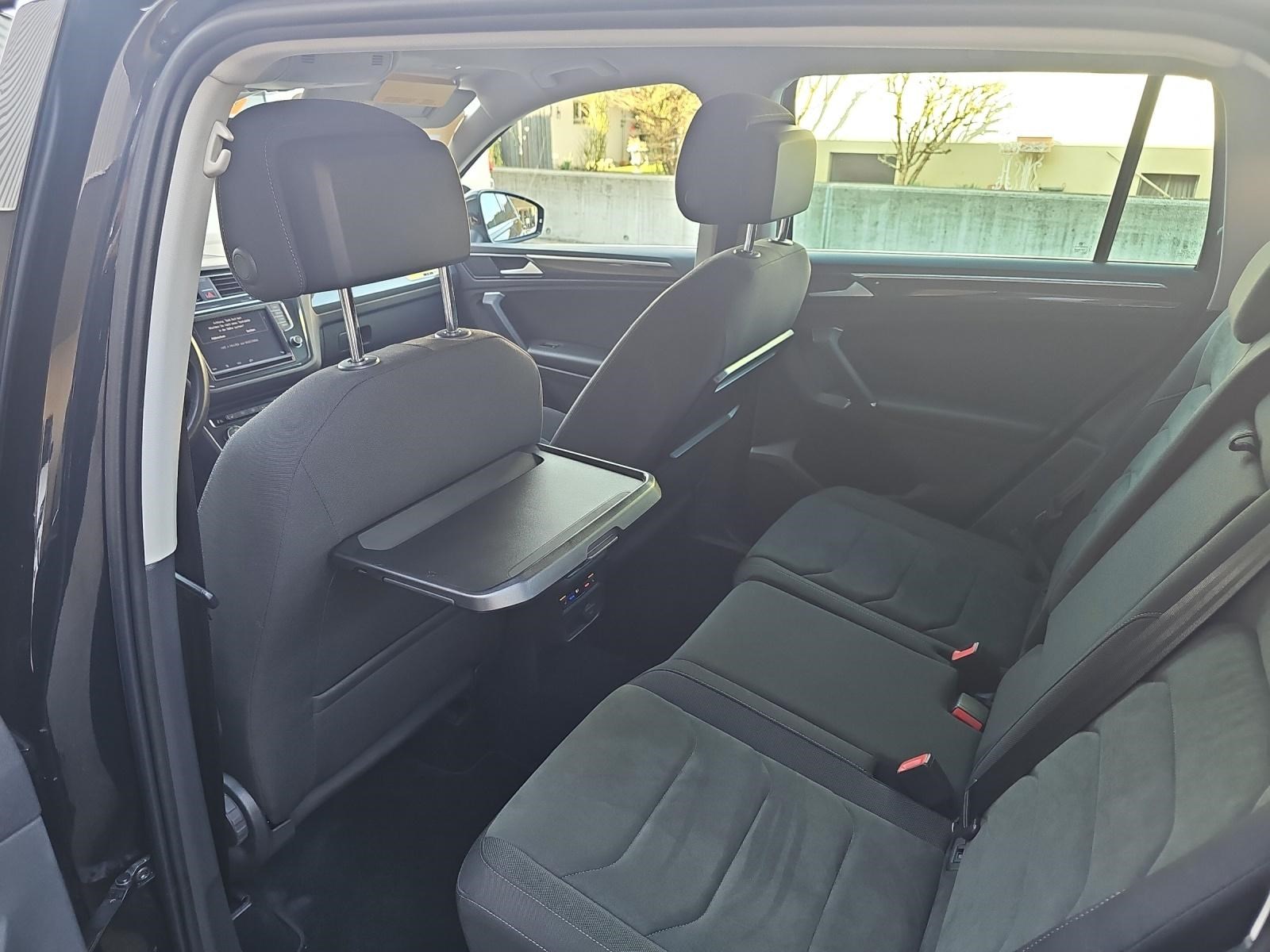 VW Tiguan 2.0 TDI SCR Highline DSG 4Motion-image-18