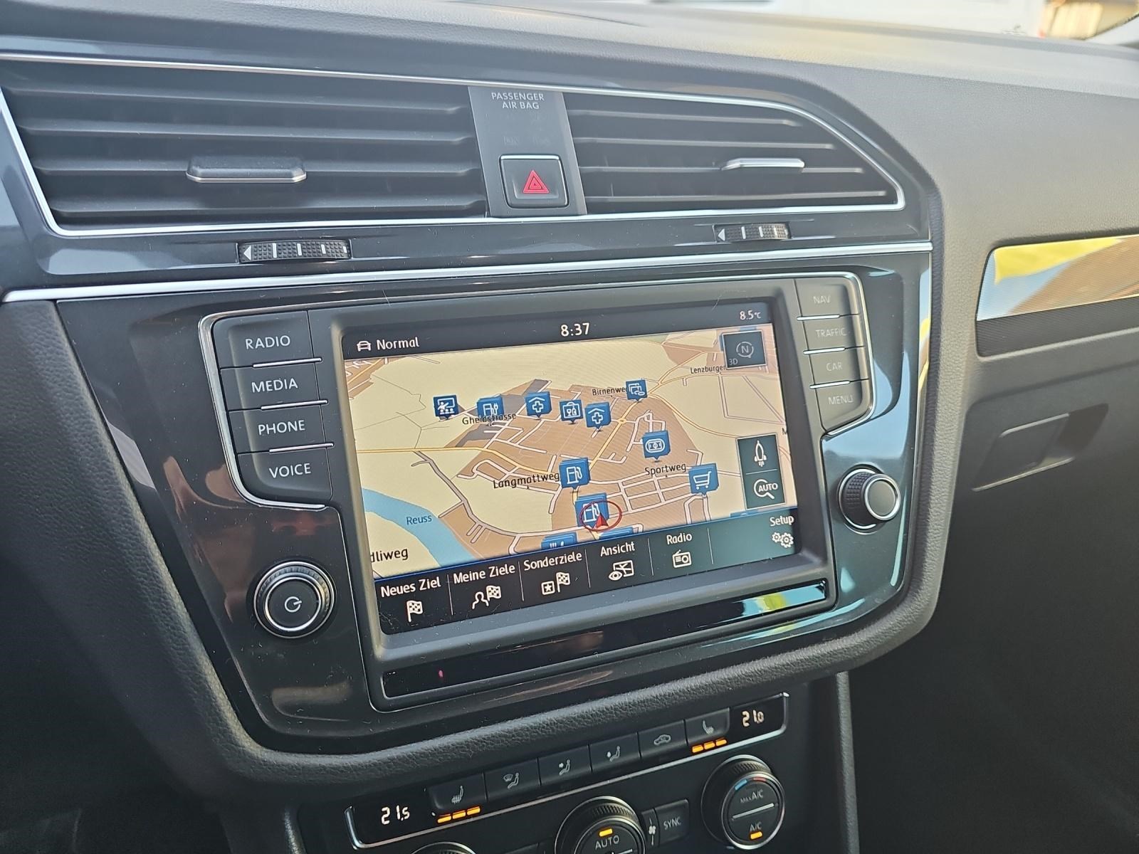 VW Tiguan 2.0 TDI SCR Highline DSG 4Motion-image-23