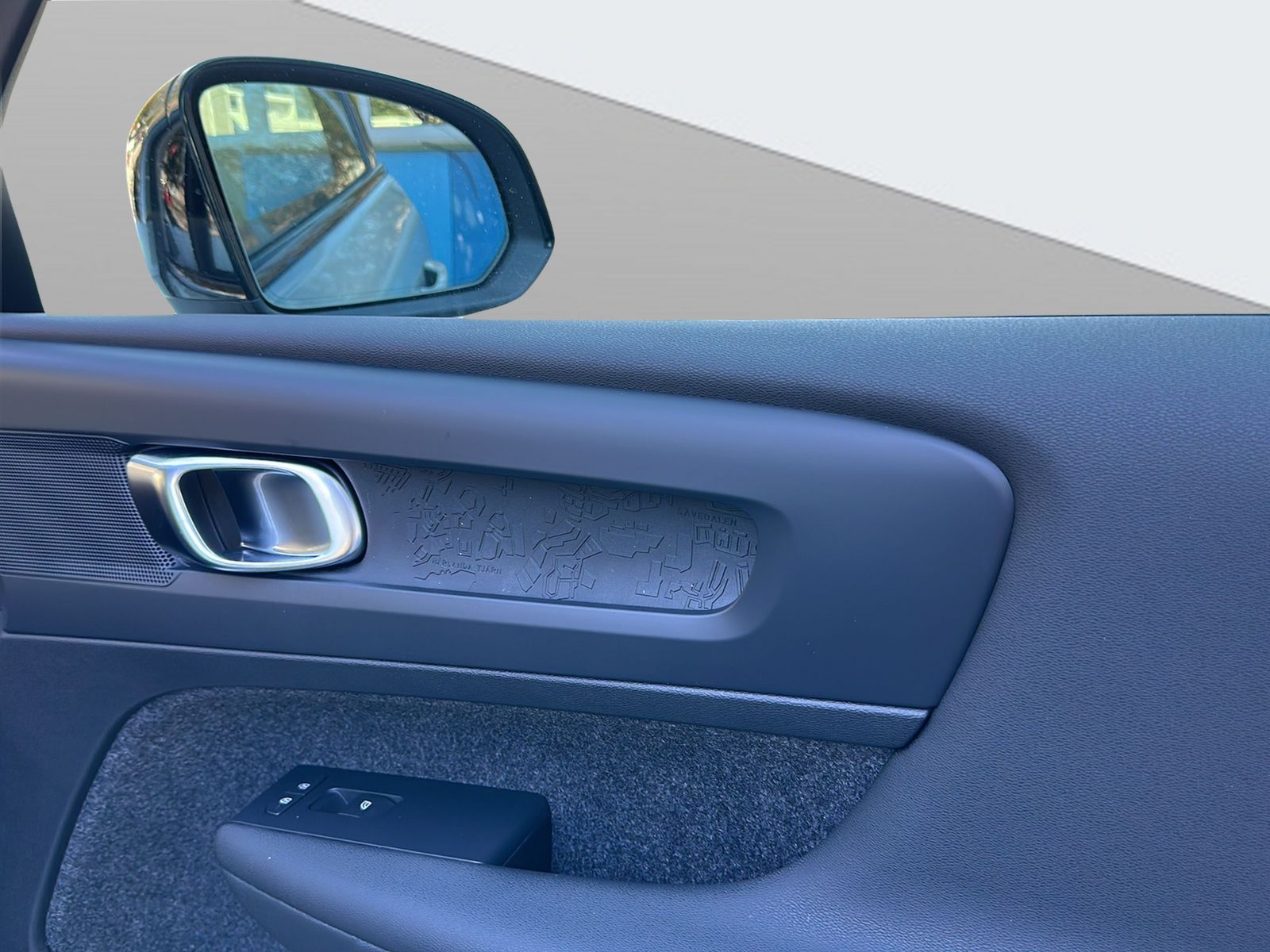 Image VOLVO C40 C40 E80 Plus