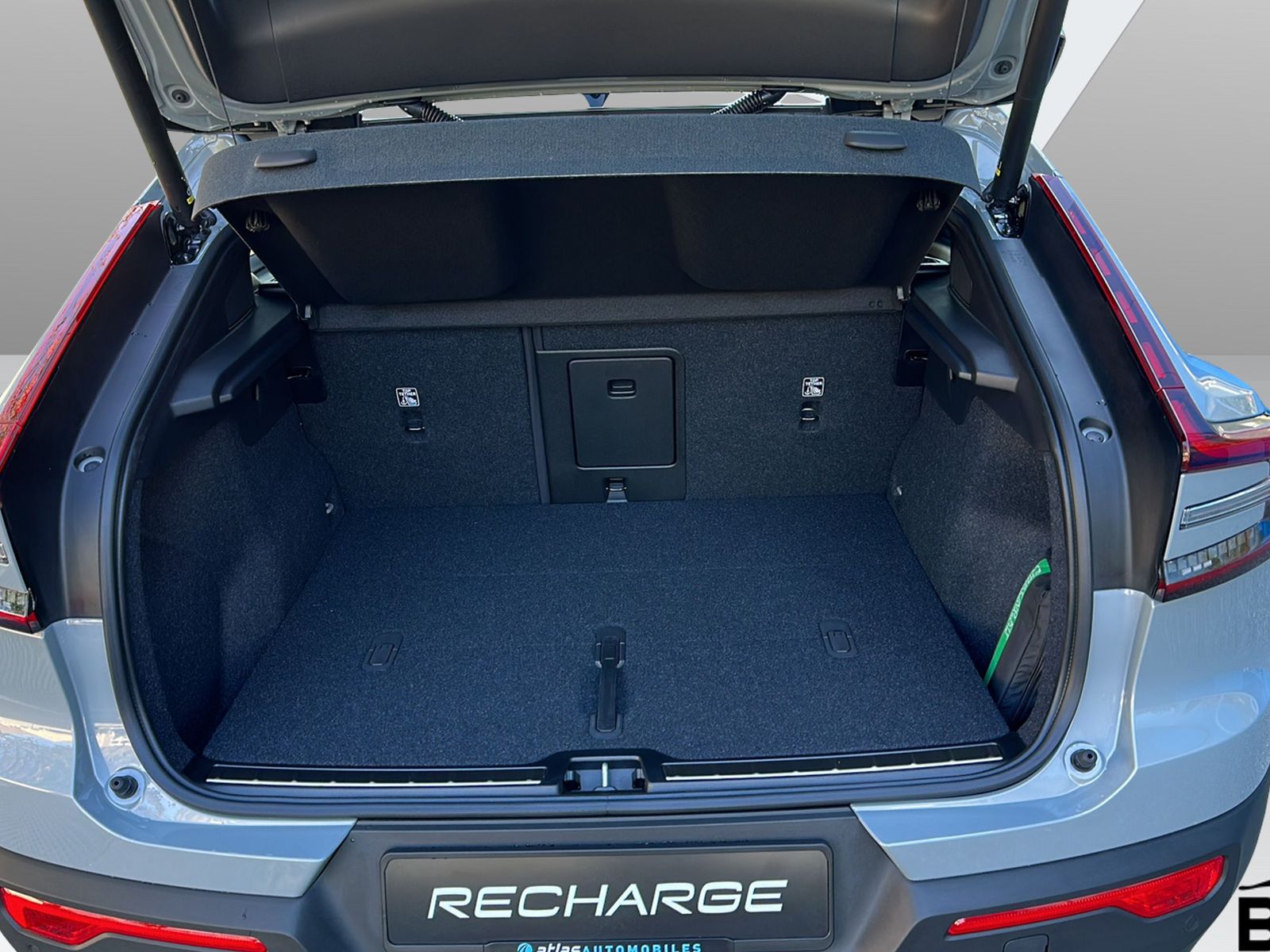 Image VOLVO C40 C40 E80 Plus