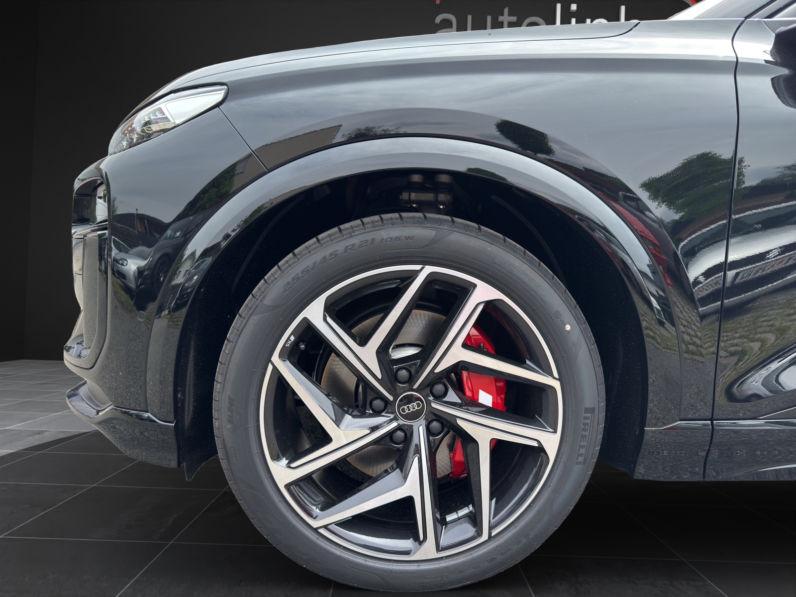 AUDI SQ6 e-tron quattro-image-13