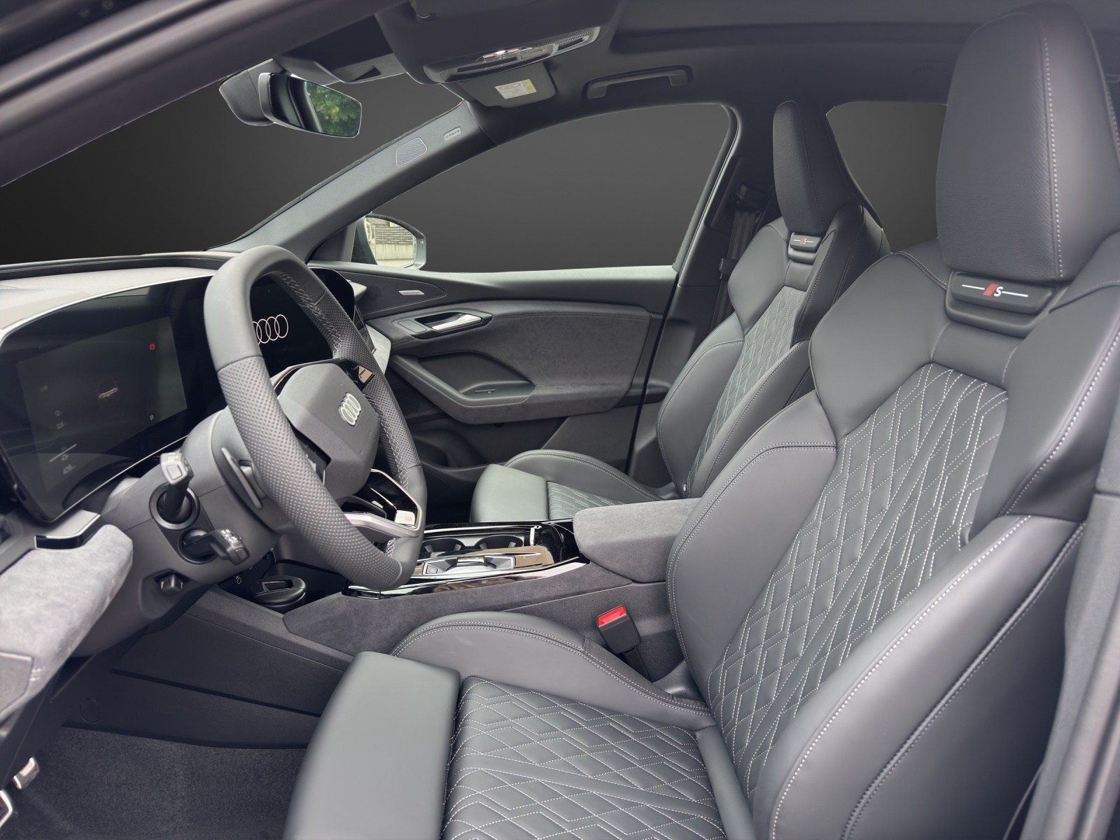 AUDI SQ6 e-tron quattro-image-7