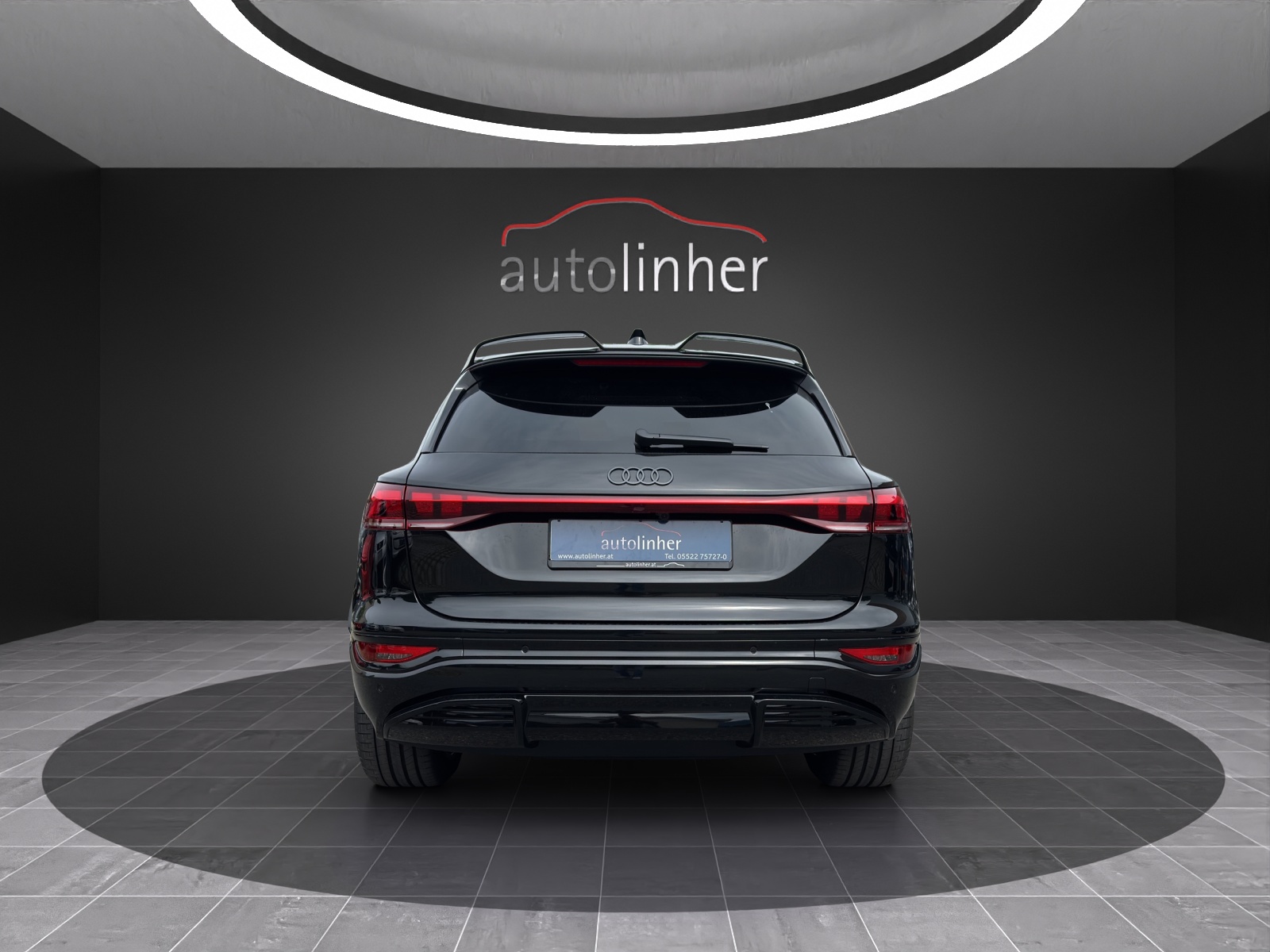 AUDI SQ6 e-tron quattro-showroom-element-3