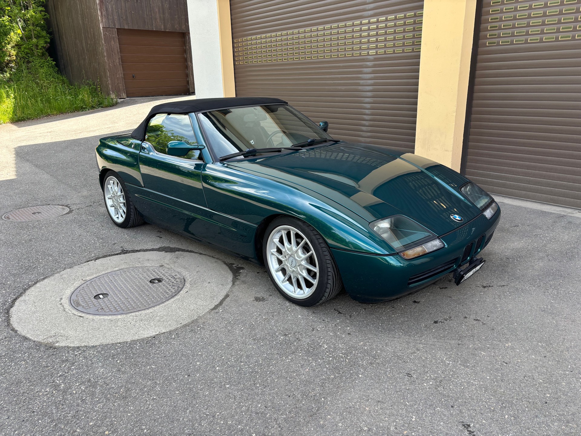 BMW Z1-image-1