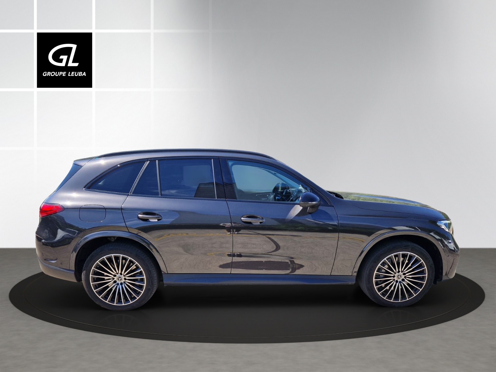 MERCEDES-BENZ GLC 300 de 4Matic 9G-Tronic-showroom-element-1