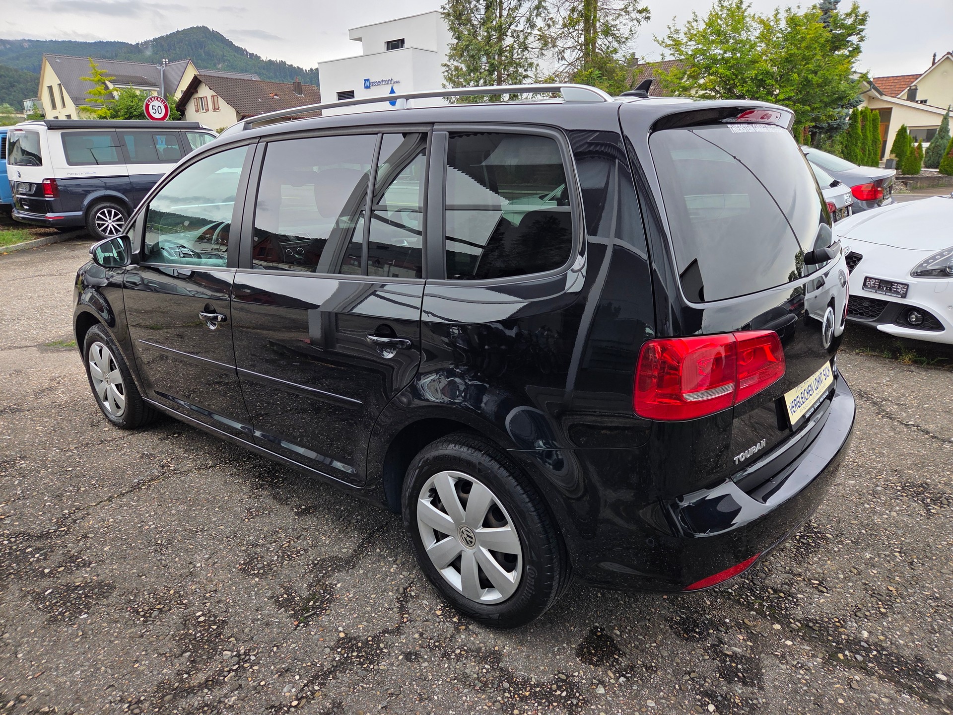 VW Touran 1.6 TDI BMT Comfortline DSG-showroom-element-3