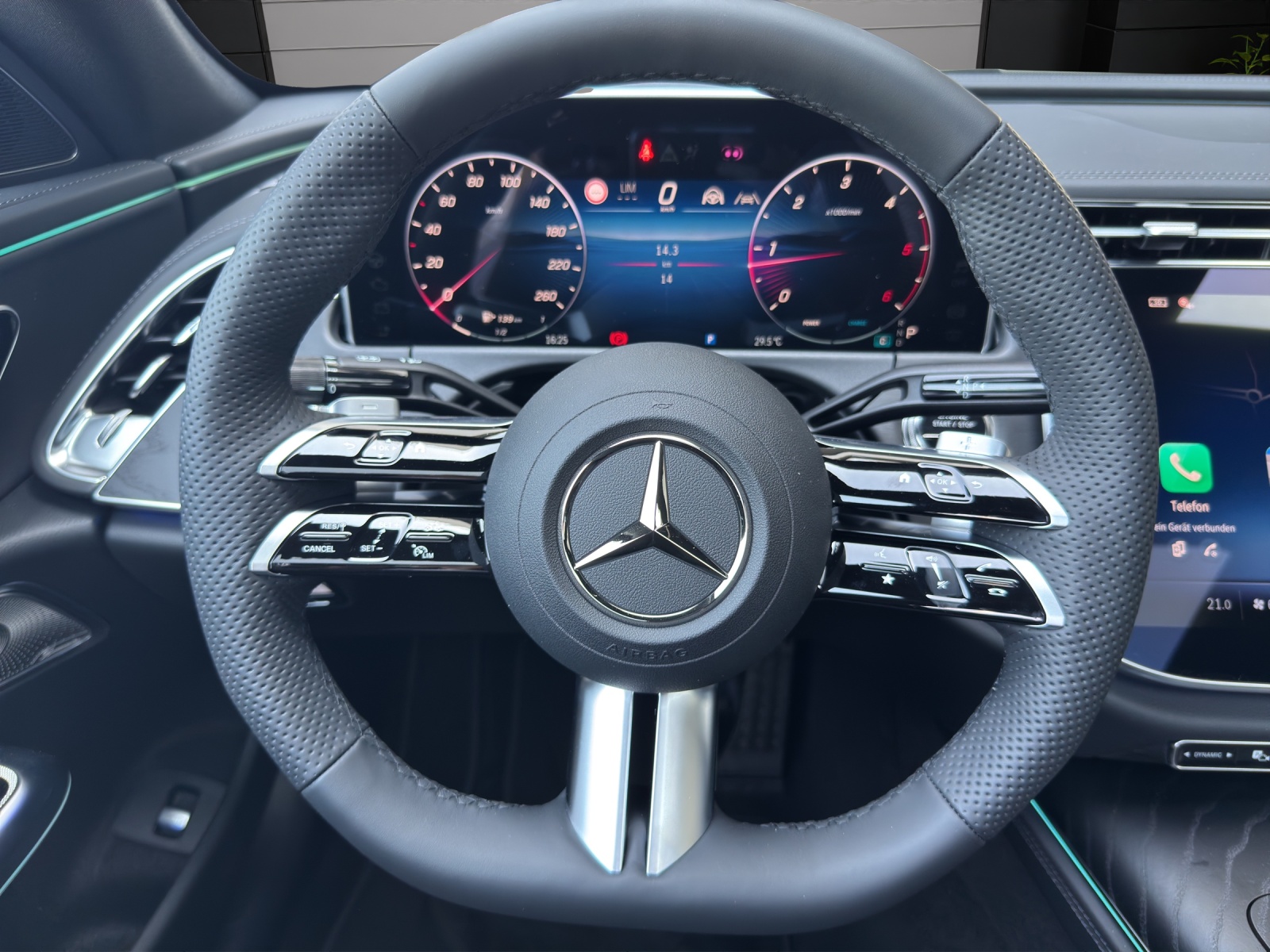 Image MERCEDES-BENZ E-220 E 220 d 4Matic 9G-Tronic