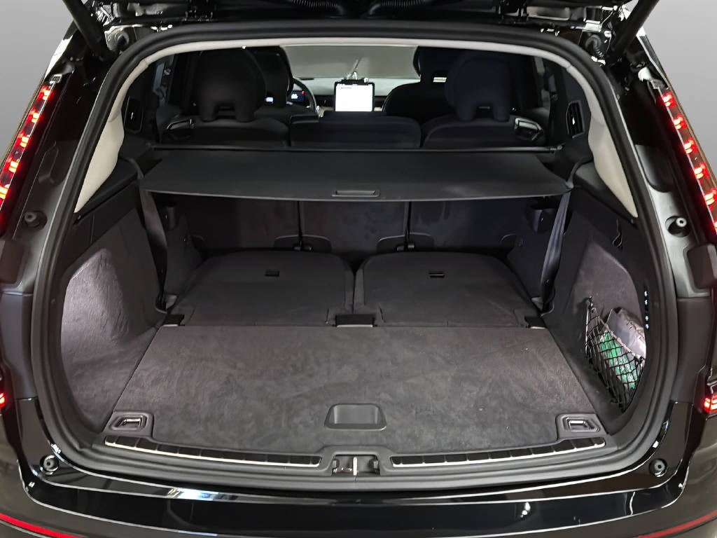 VOLVO EX 90 Twin Ultra AWD-image-12