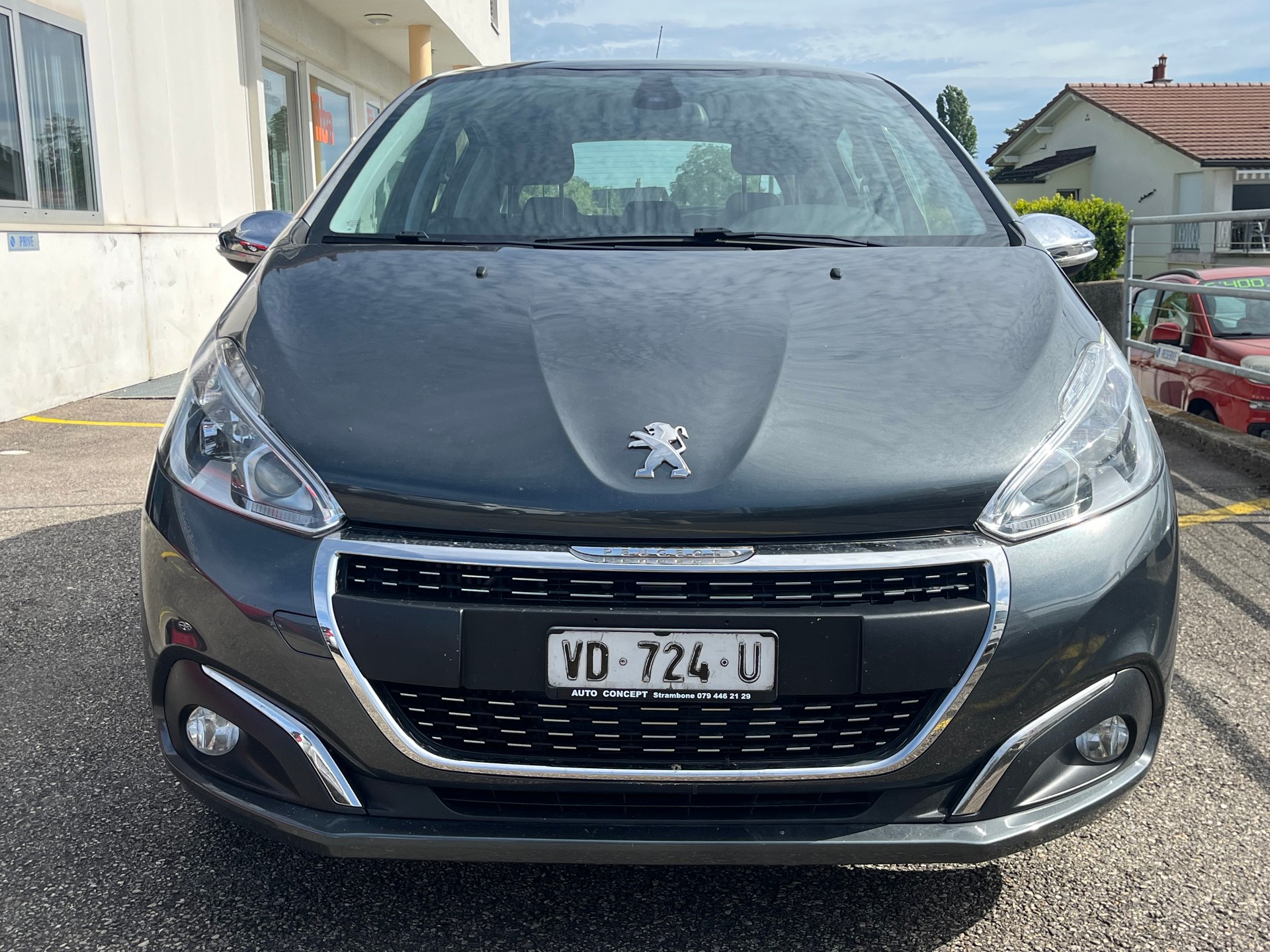 PEUGEOT 208 1.2 PureTech Allure
