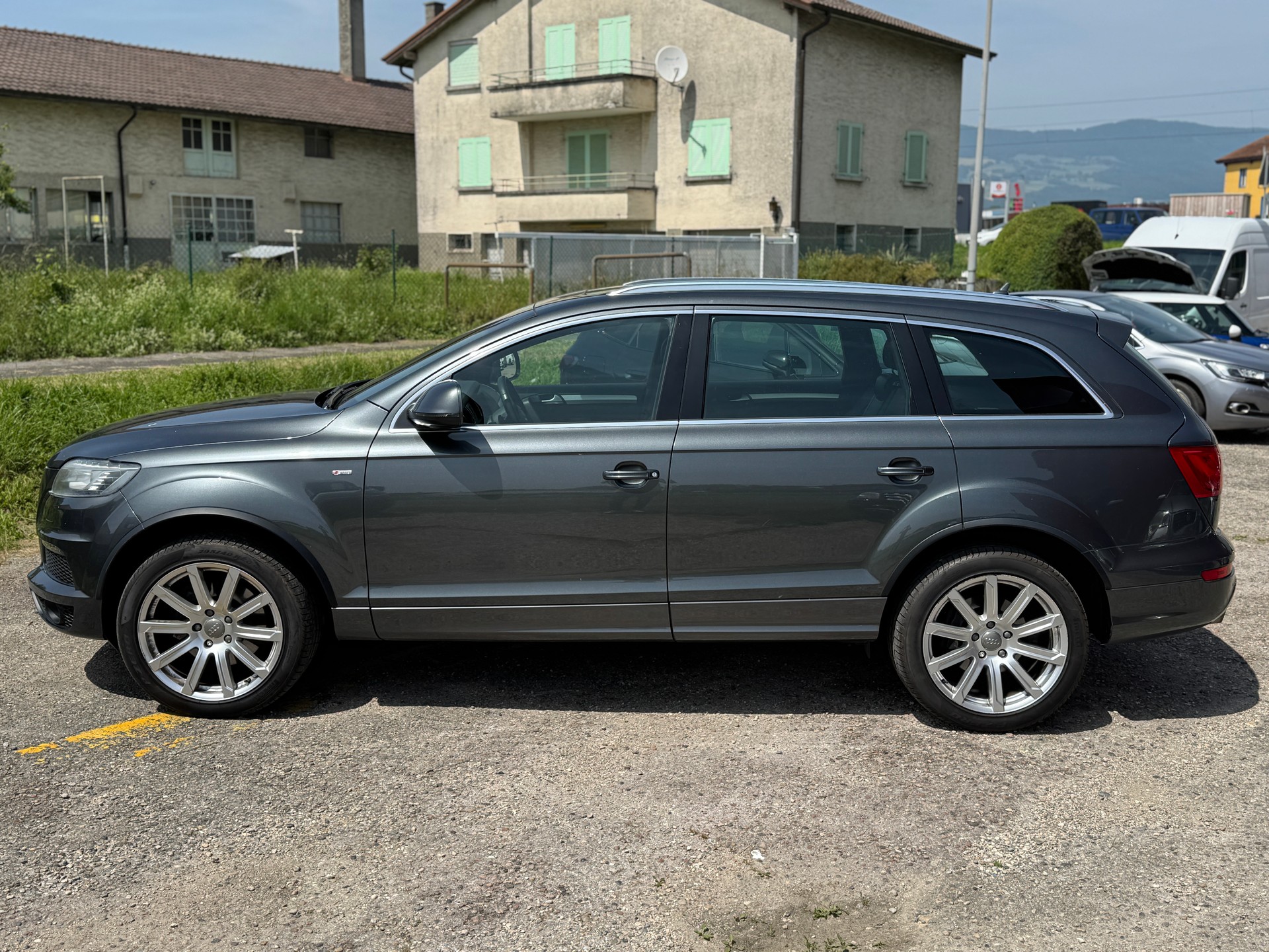 AUDI Q7 3.0 TDI quattro tiptronic-image-1