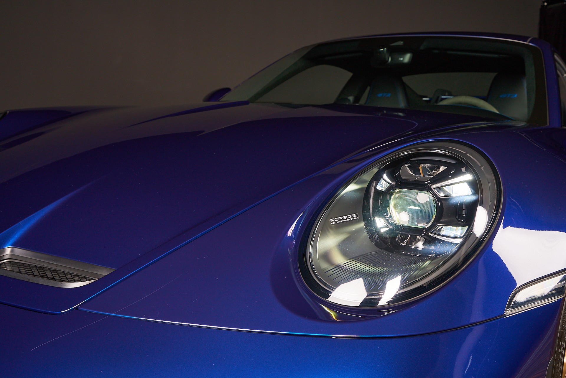 PORSCHE 911 GT3 PDK-showroom-element-3