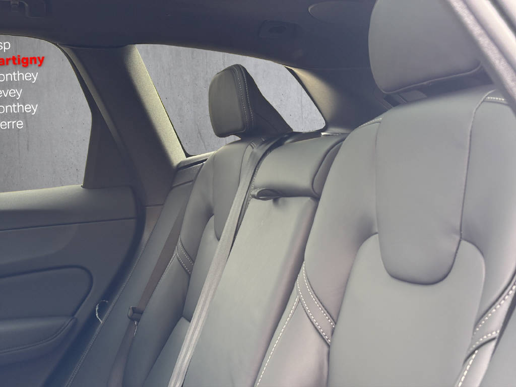 Image VOLVO XC60 XC60 2.0 T6 TE Ultra Dark eAWD