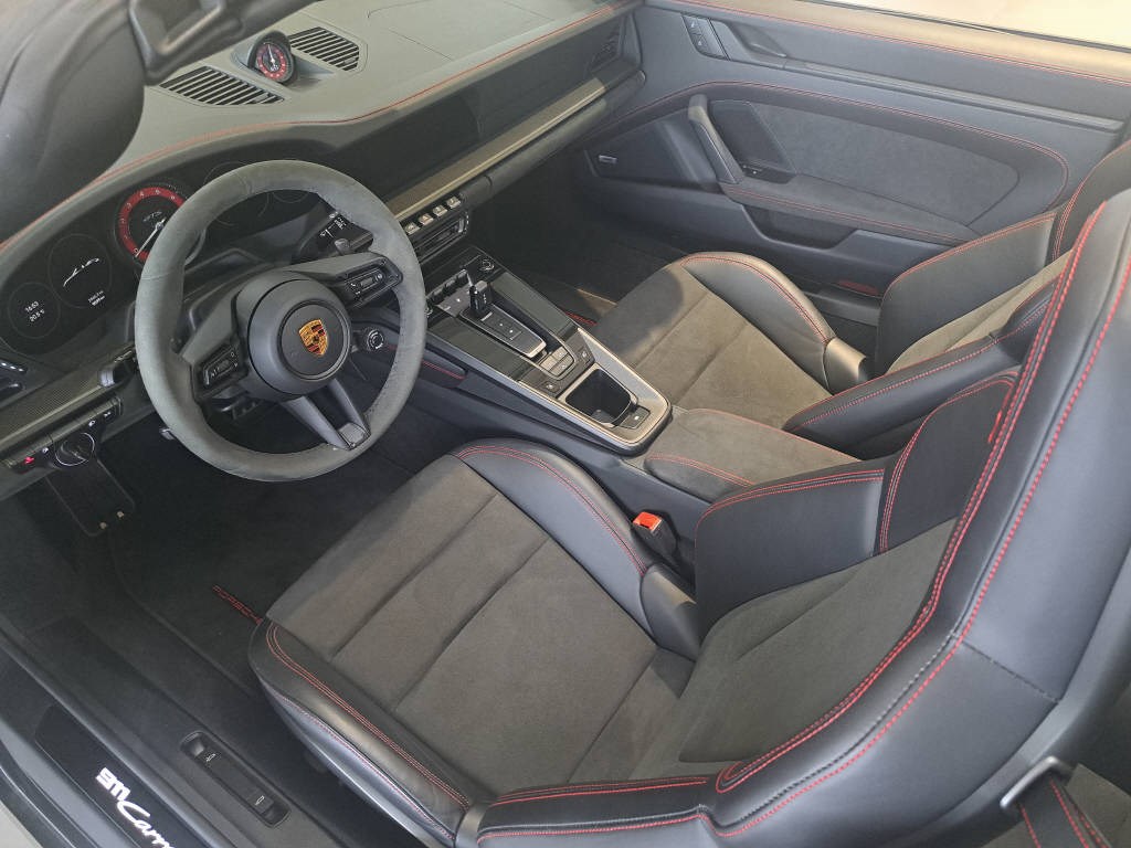PORSCHE 911 Cabriolet 3.0 Carrera GTS480cv PDK-image-10