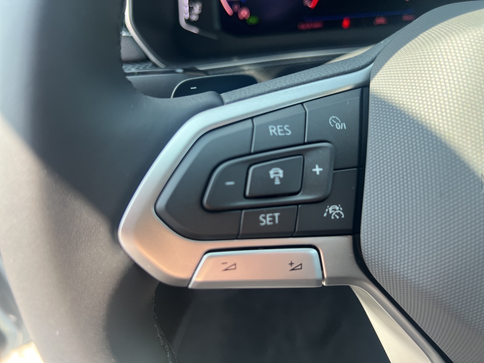 VW T-Cross 1.5 TSI EVO ACT R-Line DSG-image-13