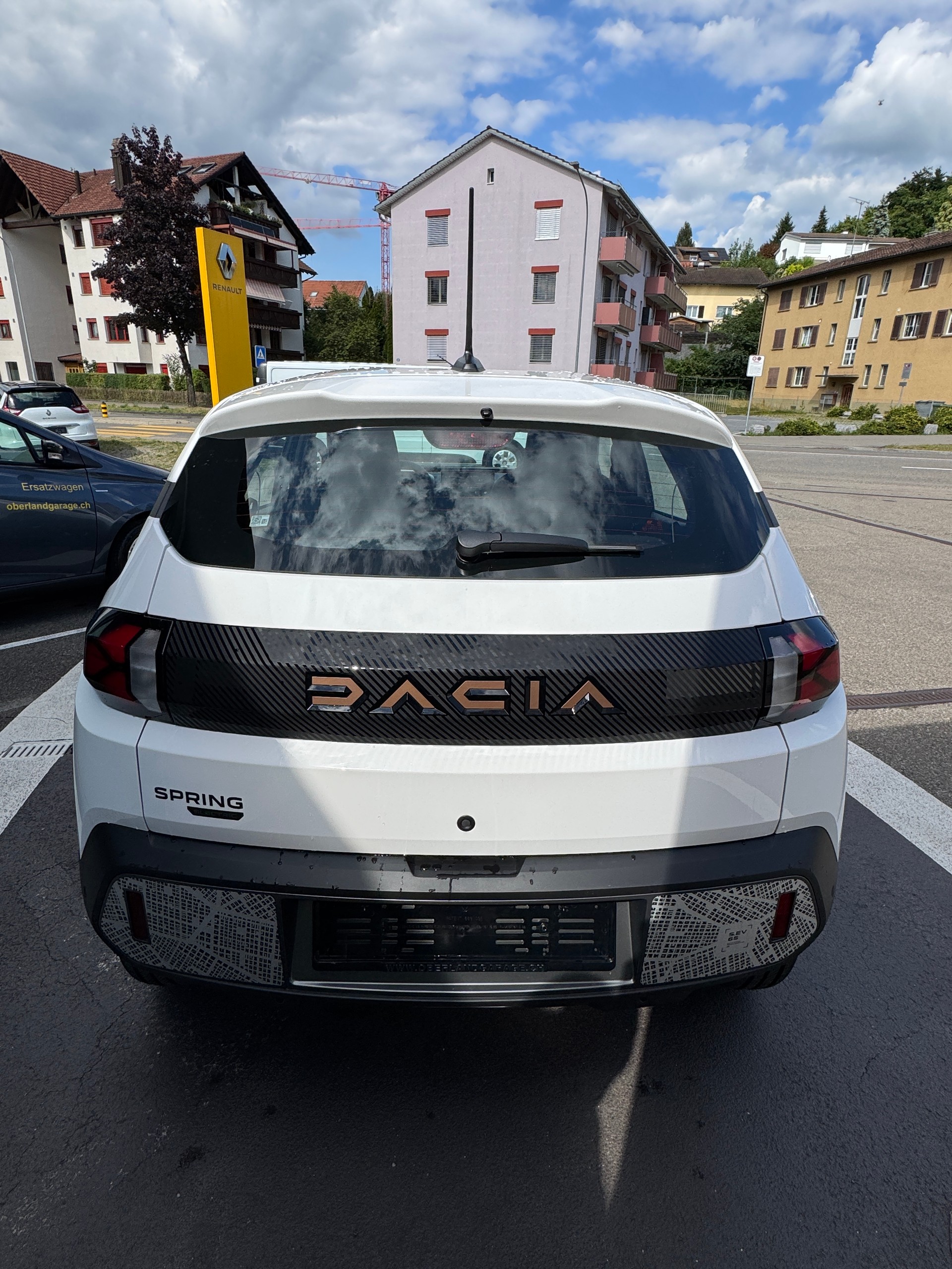 DACIA Spring 27 kWh Extreme-showroom-element-3