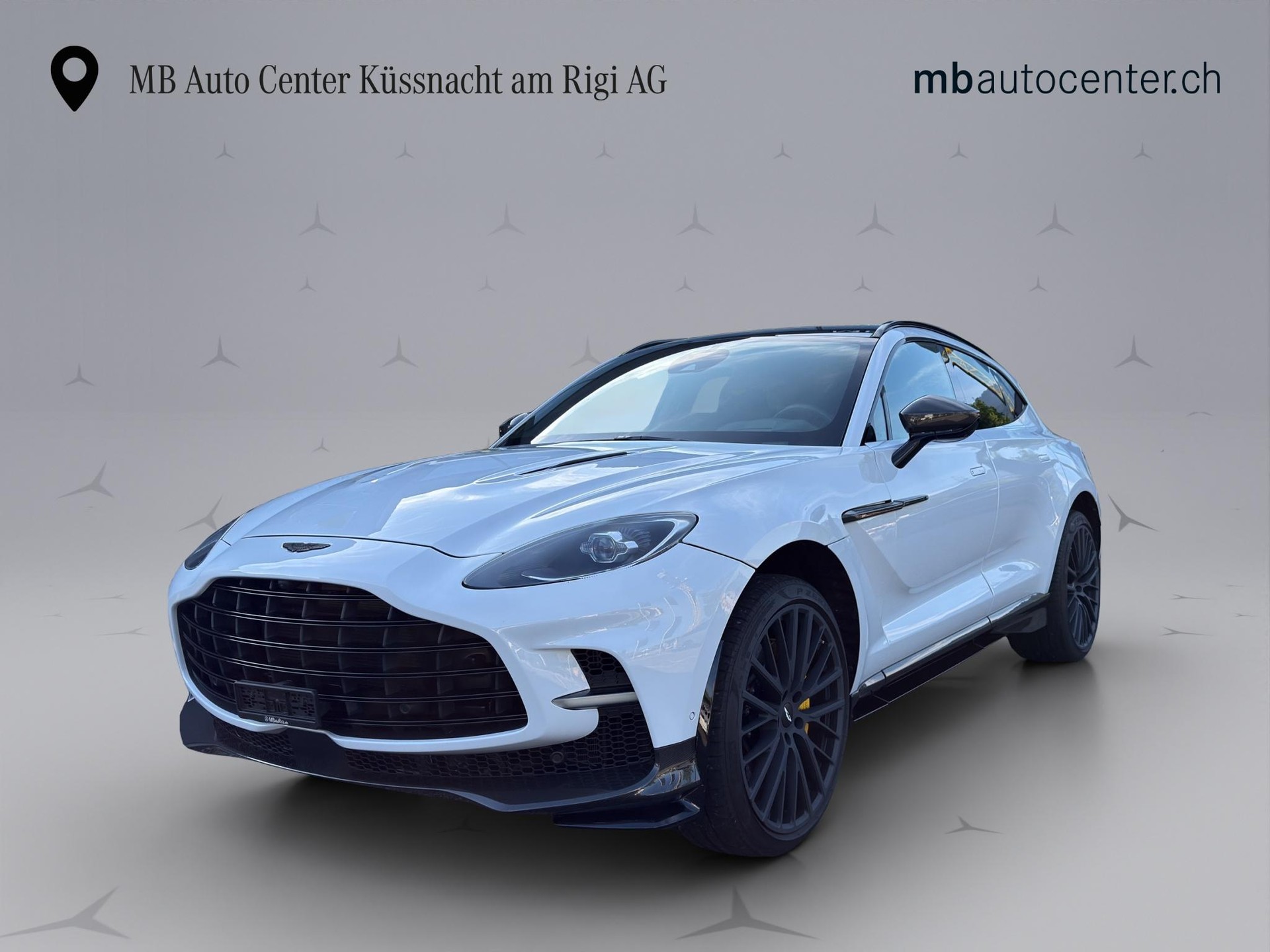 ASTON MARTIN DBX 707 4.0 V8 Bi-Turbo-image-0