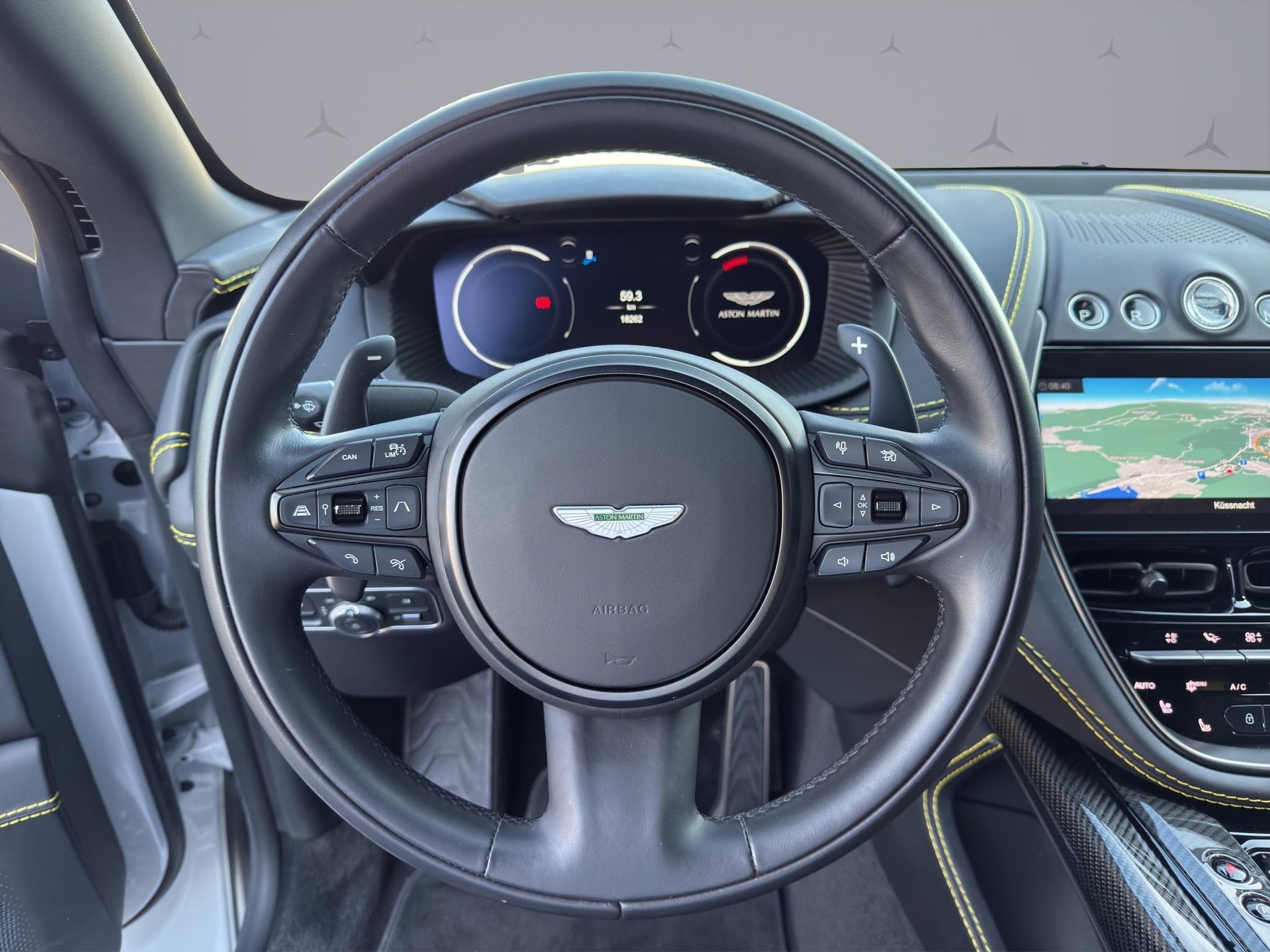 ASTON MARTIN DBX 707 4.0 V8 Bi-Turbo-image-9