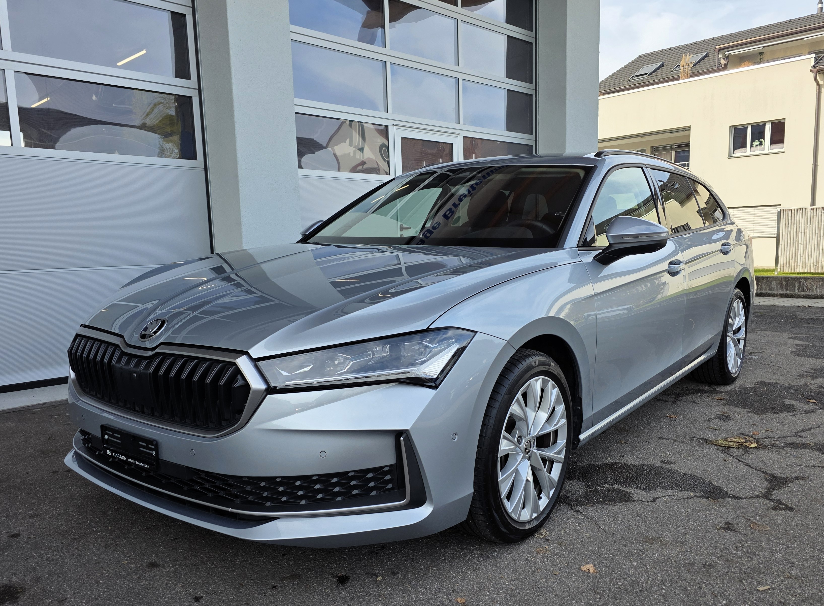 SKODA Superb Combi 2.0 (Kombi)