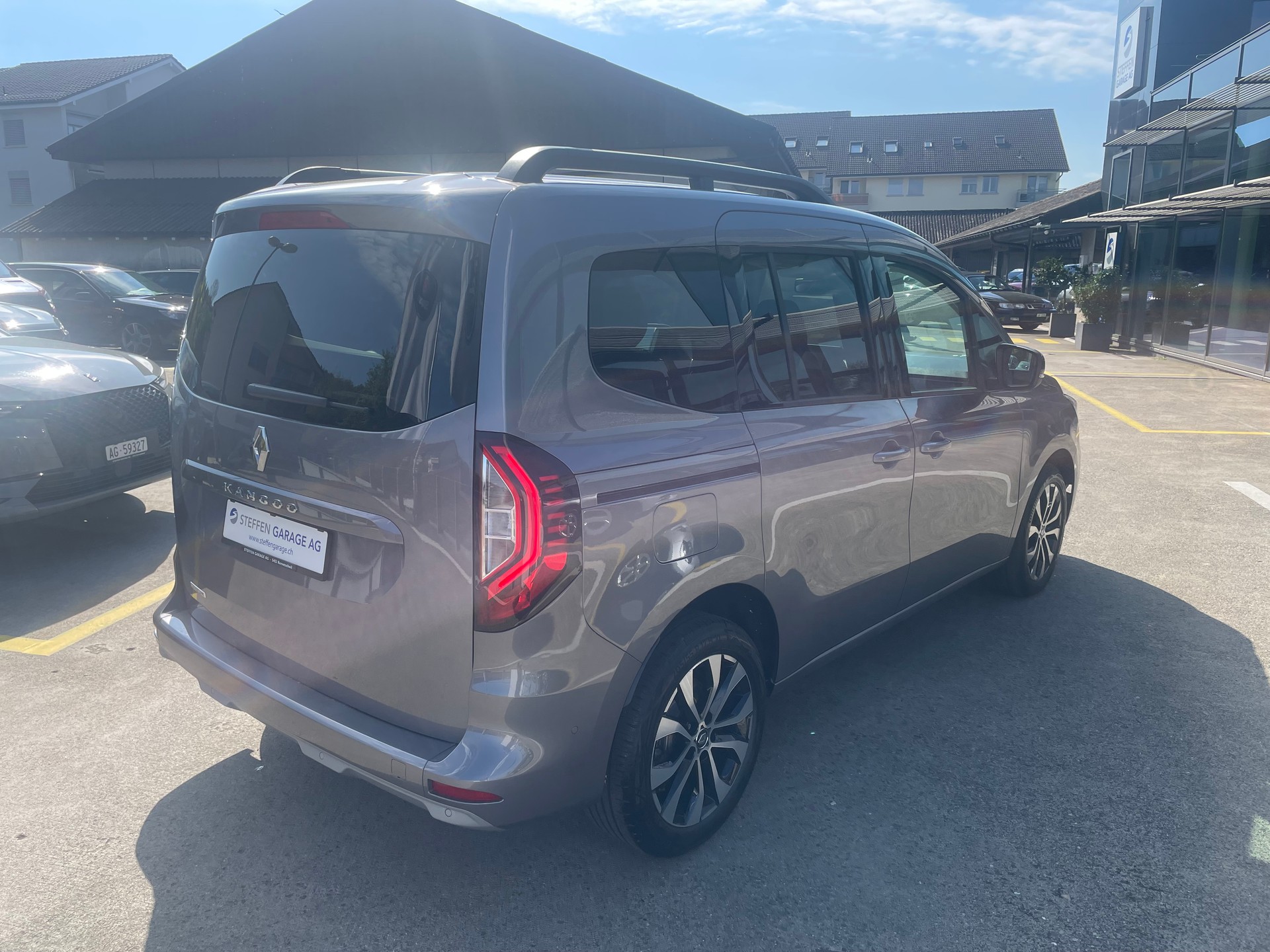 RENAULT Kangoo 1.3 TCe 130Tech. A-image-7