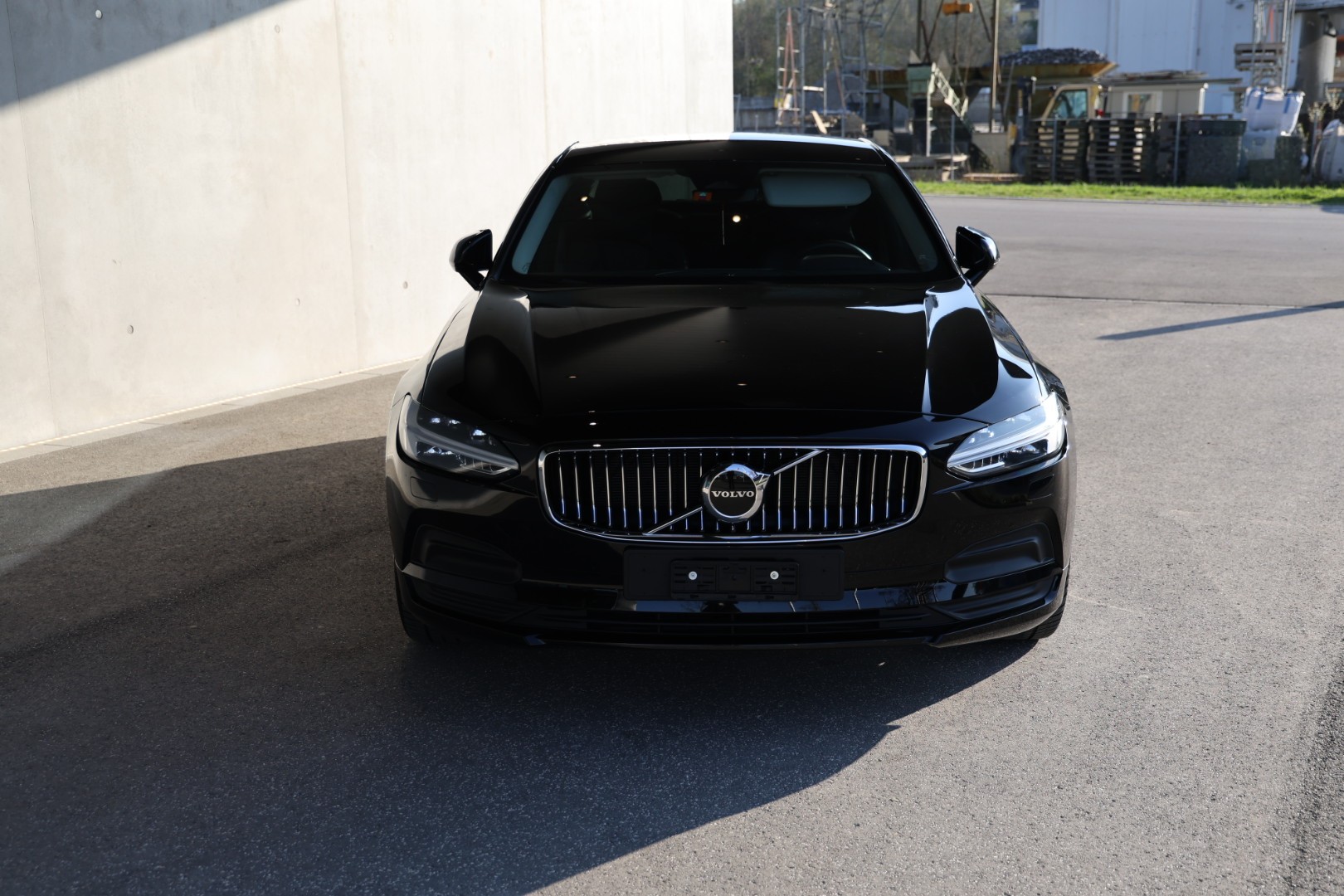 VOLVO S90 B5-image-15
