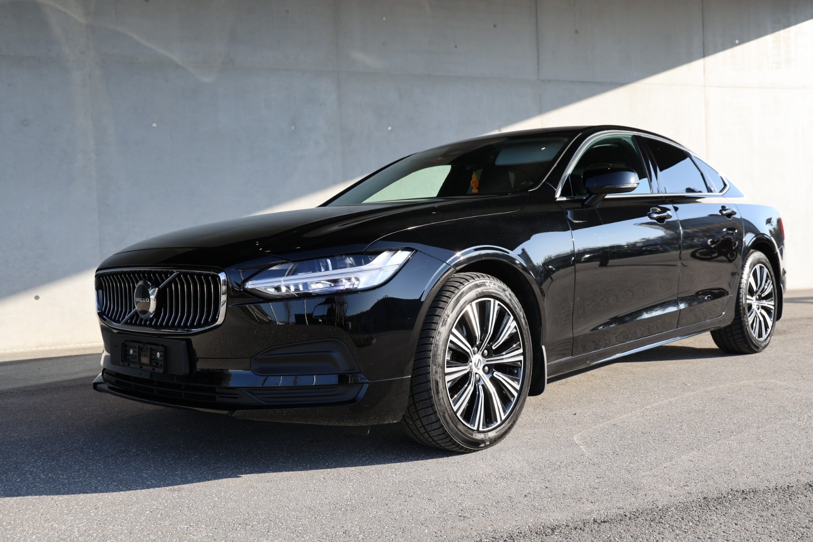VOLVO S90 B5-image-1