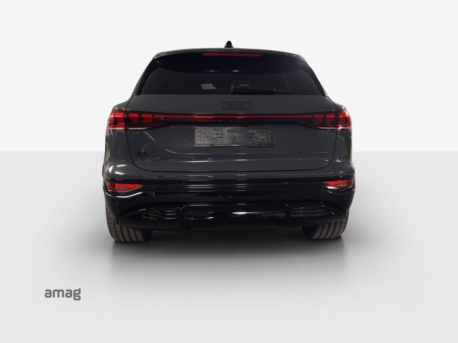 AUDI Q6 e-tron quattro-image-3