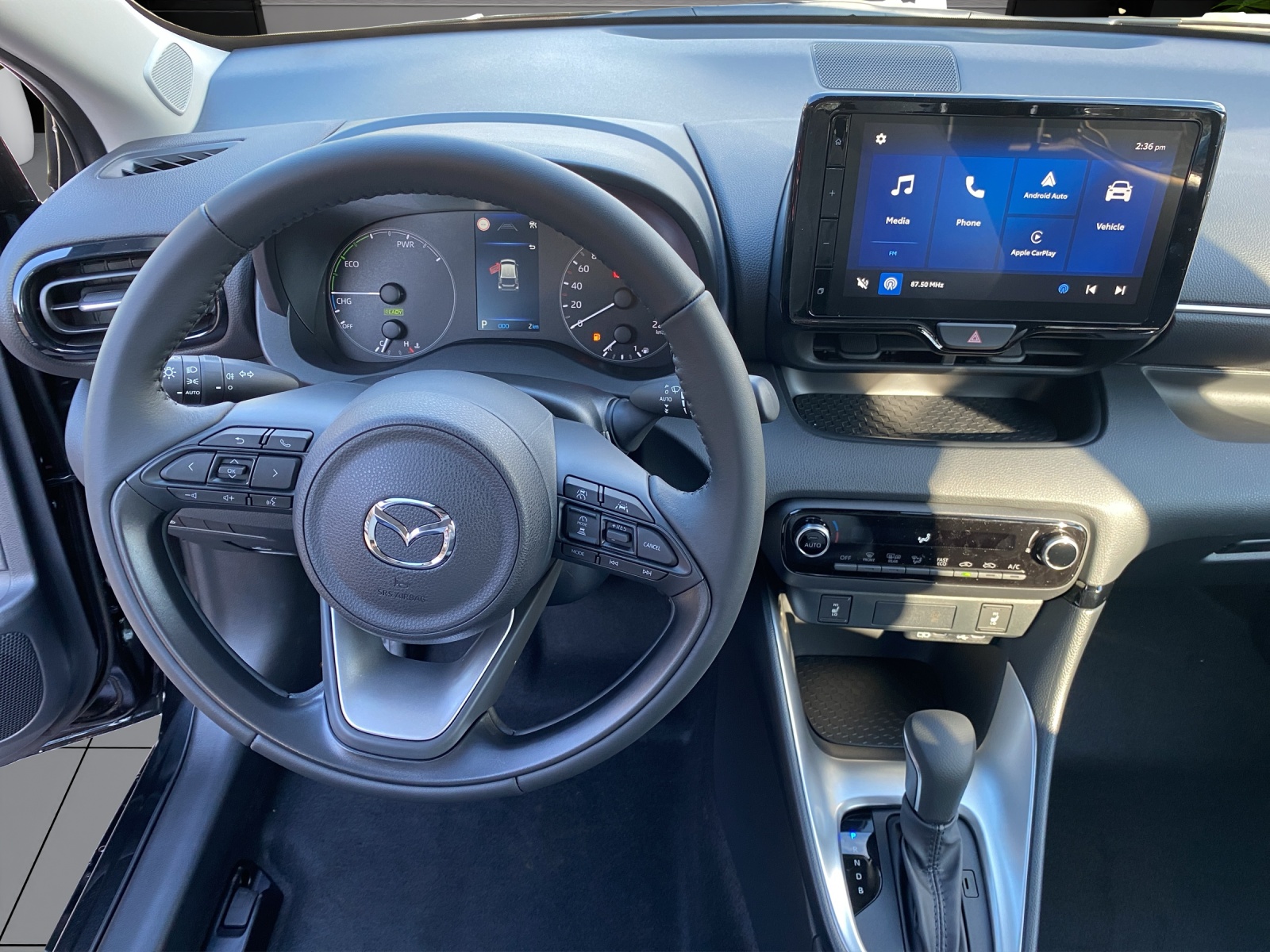 Image MAZDA 2 2 Hybrid Centre-line