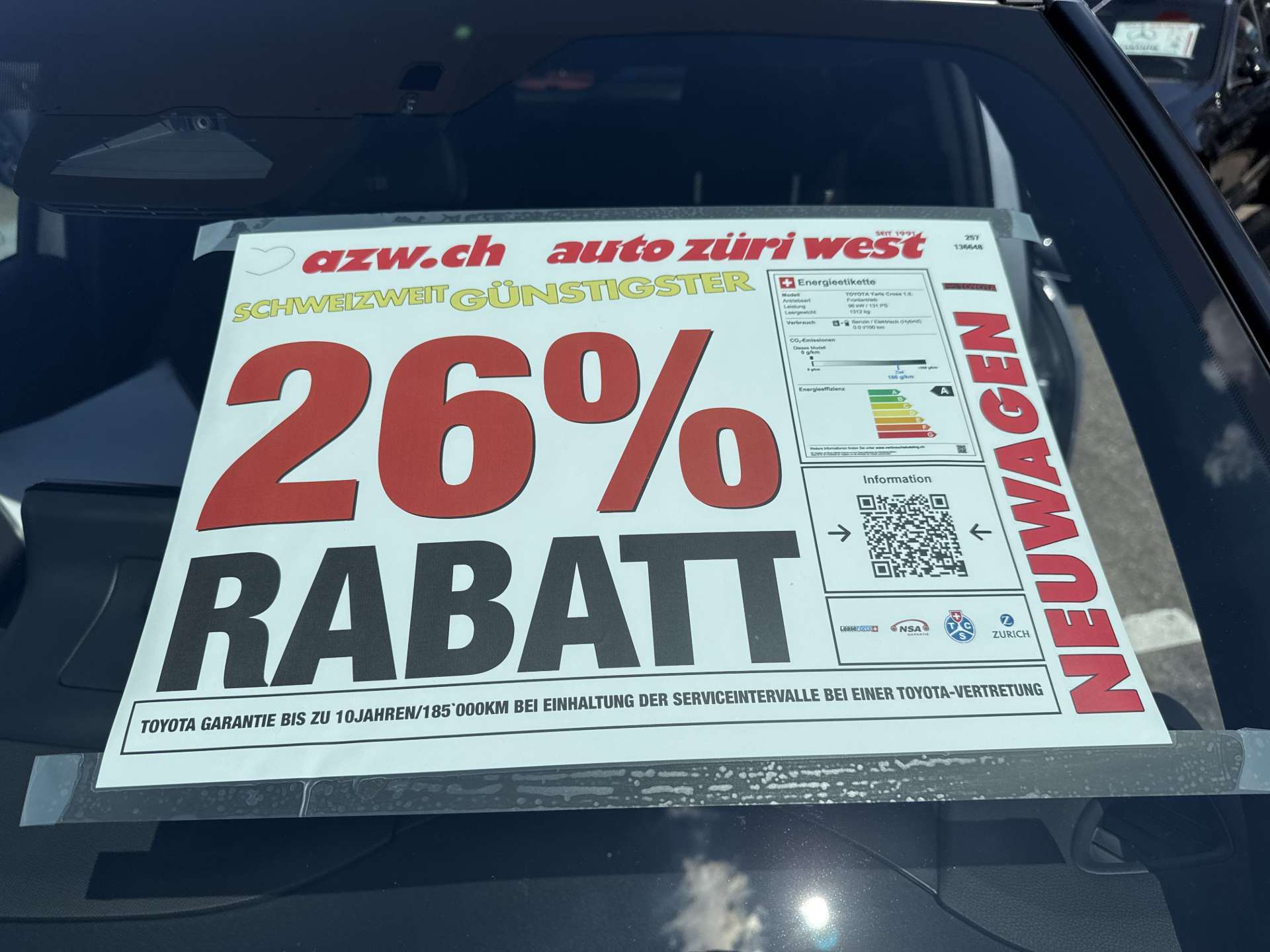 TOYOTA Yaris Cross 1.5 TeamPlayer e-CVT-Automat-showroom-element-3