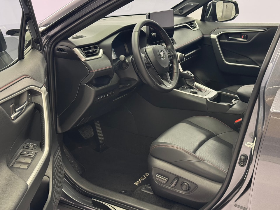 RAV4 Plug-in Hybrid 2.5 Platinum AWD-i