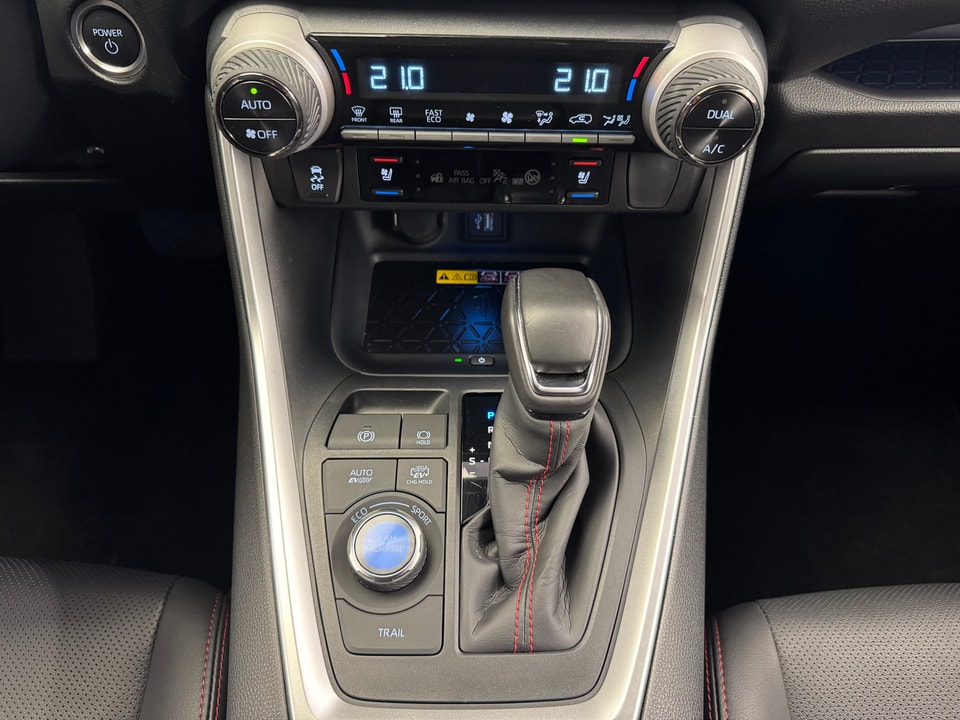 RAV4 Plug-in Hybrid 2.5 Platinum AWD-i