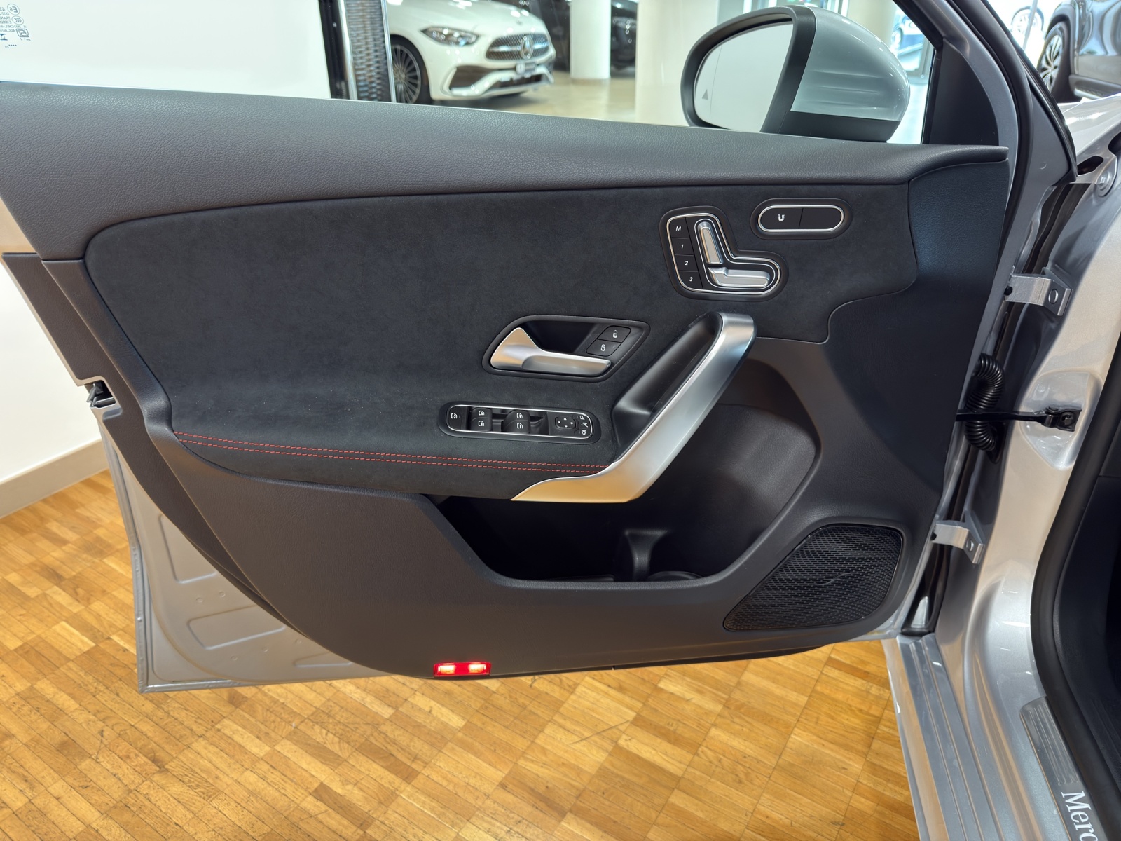 Image MERCEDES-BENZ A-250 A 250 4Matic 8G-DCT