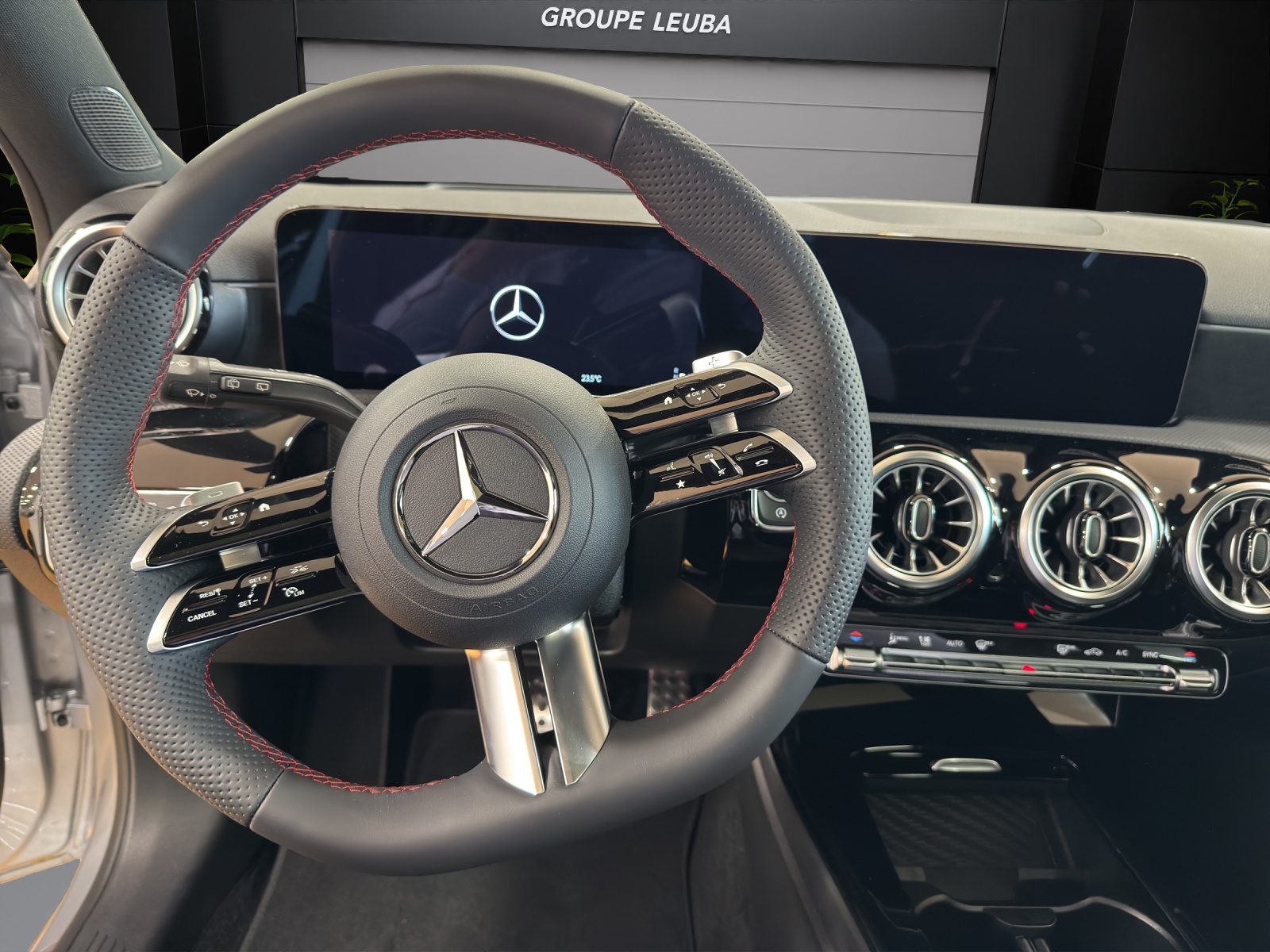 Image MERCEDES-BENZ A-250 A 250 4Matic 8G-DCT