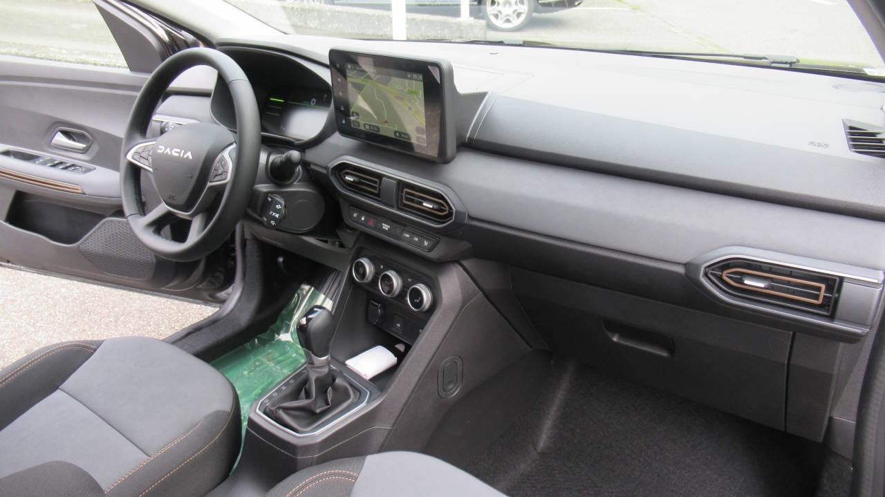 DACIA Jogger 1.6 Hybrid Extreme-image-8