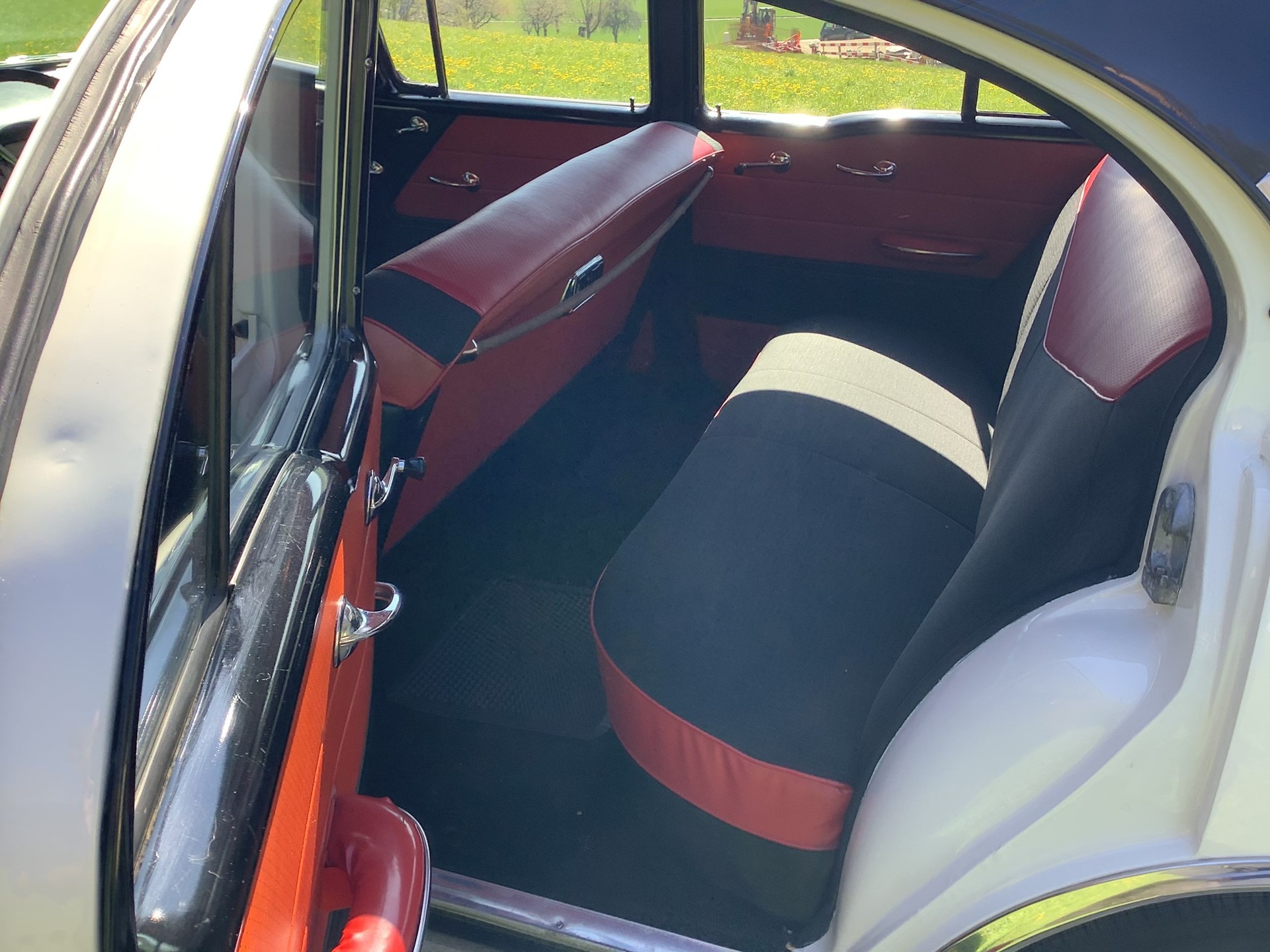 BUICK SPEZIAL Limousine-image-16