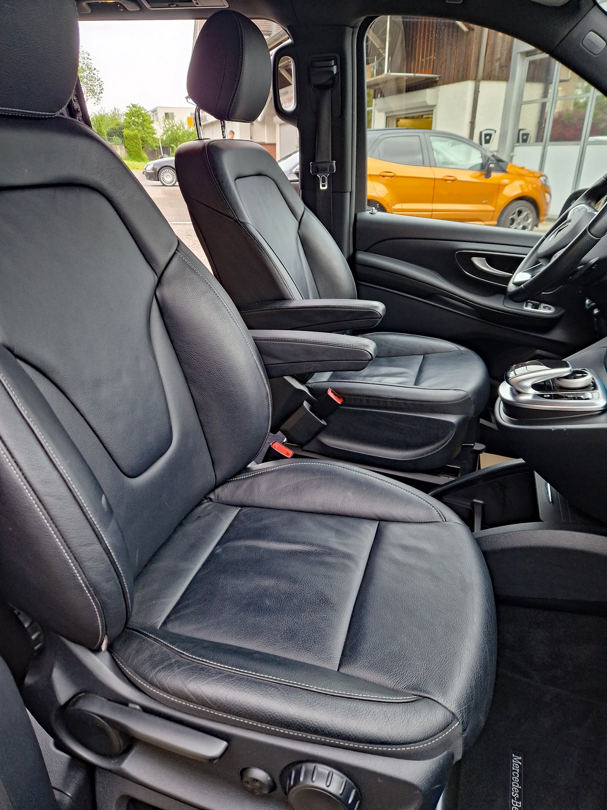 MERCEDES-BENZ V 250 d Avantgarde lang 4Matic 7G-Tronic-image-8