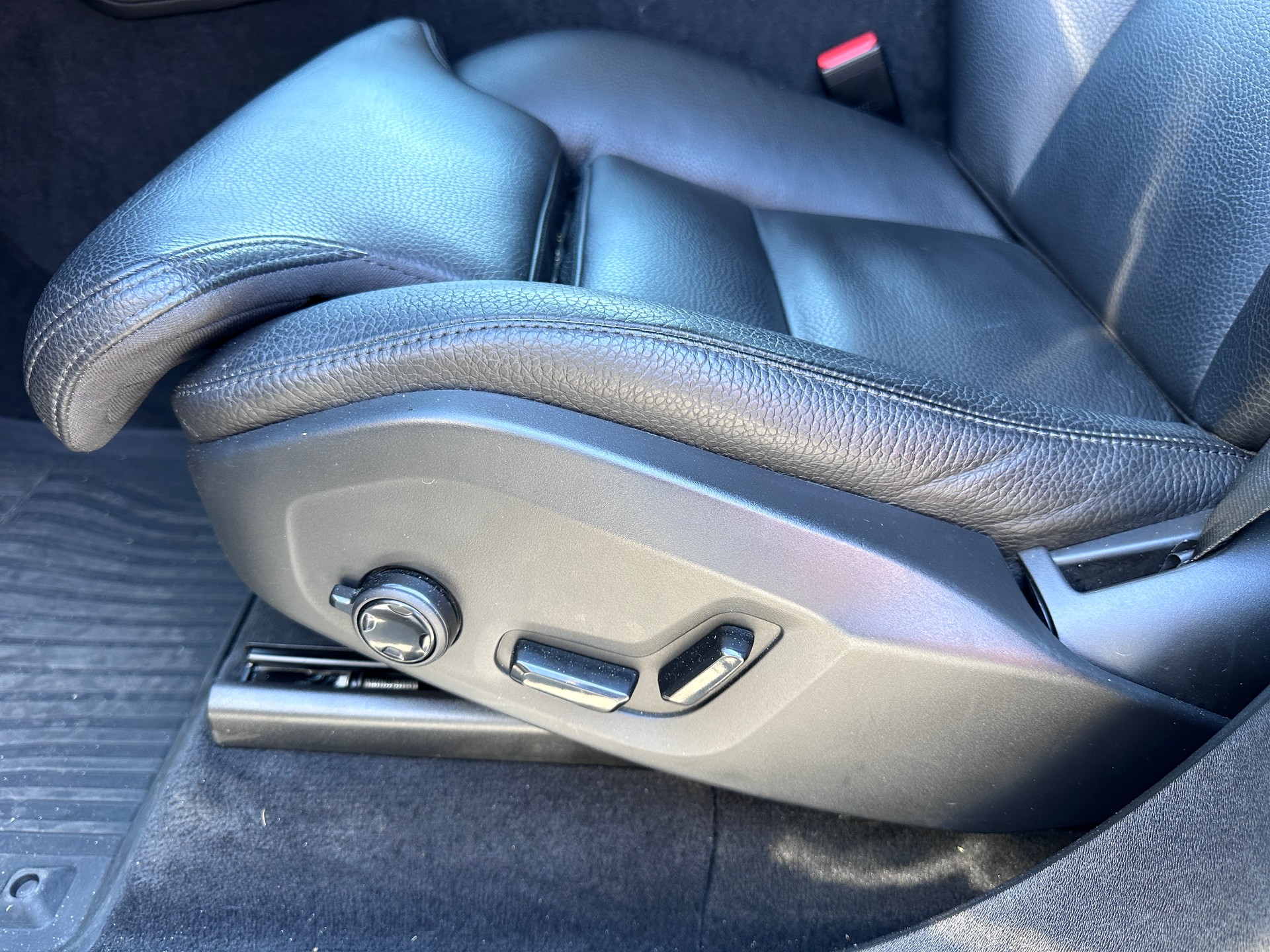 VOLVO XC 90 - B5 - MILD HYBRID - Inscription-image-11