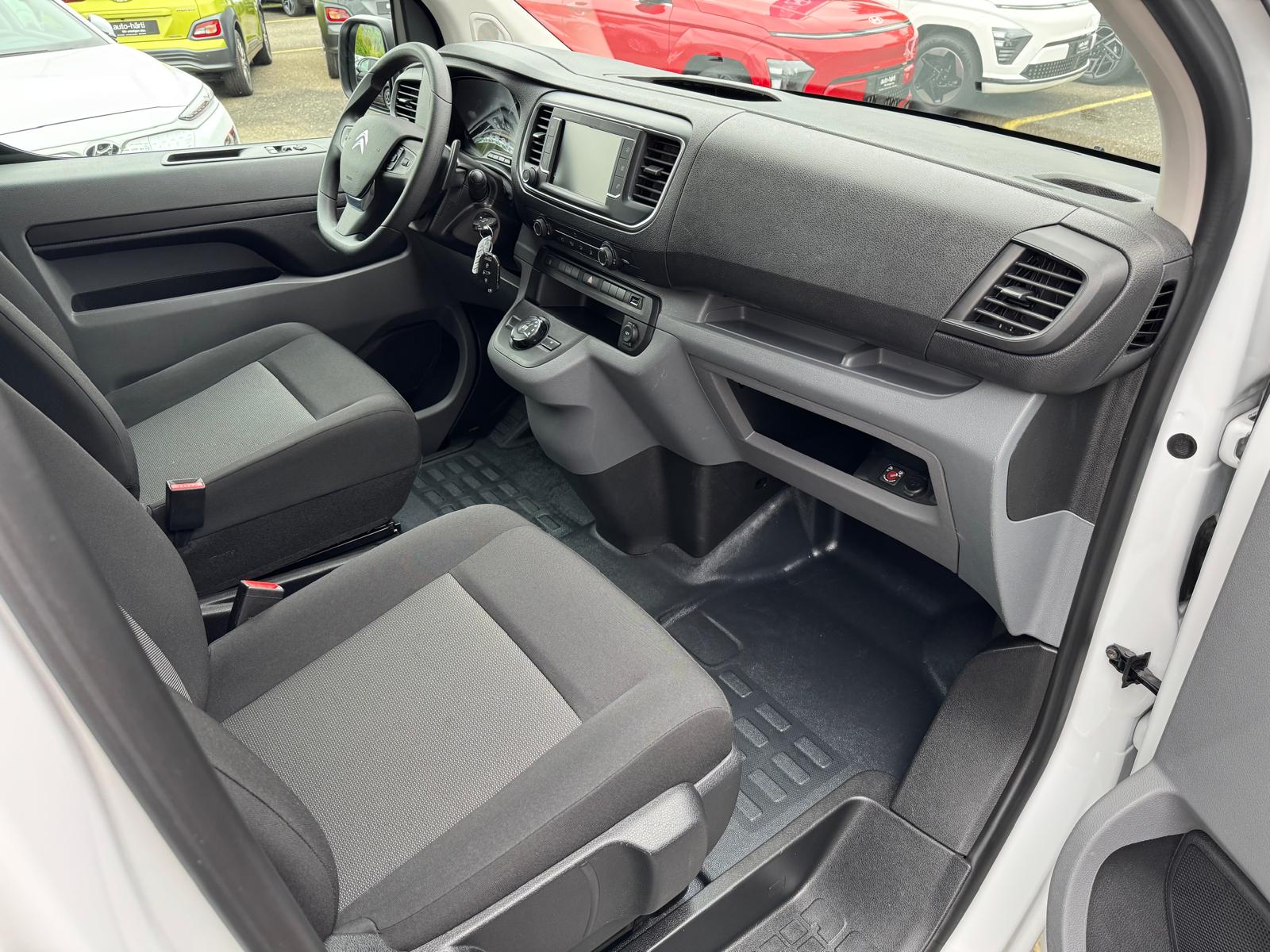 CITROEN Jumpy HDi140 XL 2.0 L2 AT-image-6